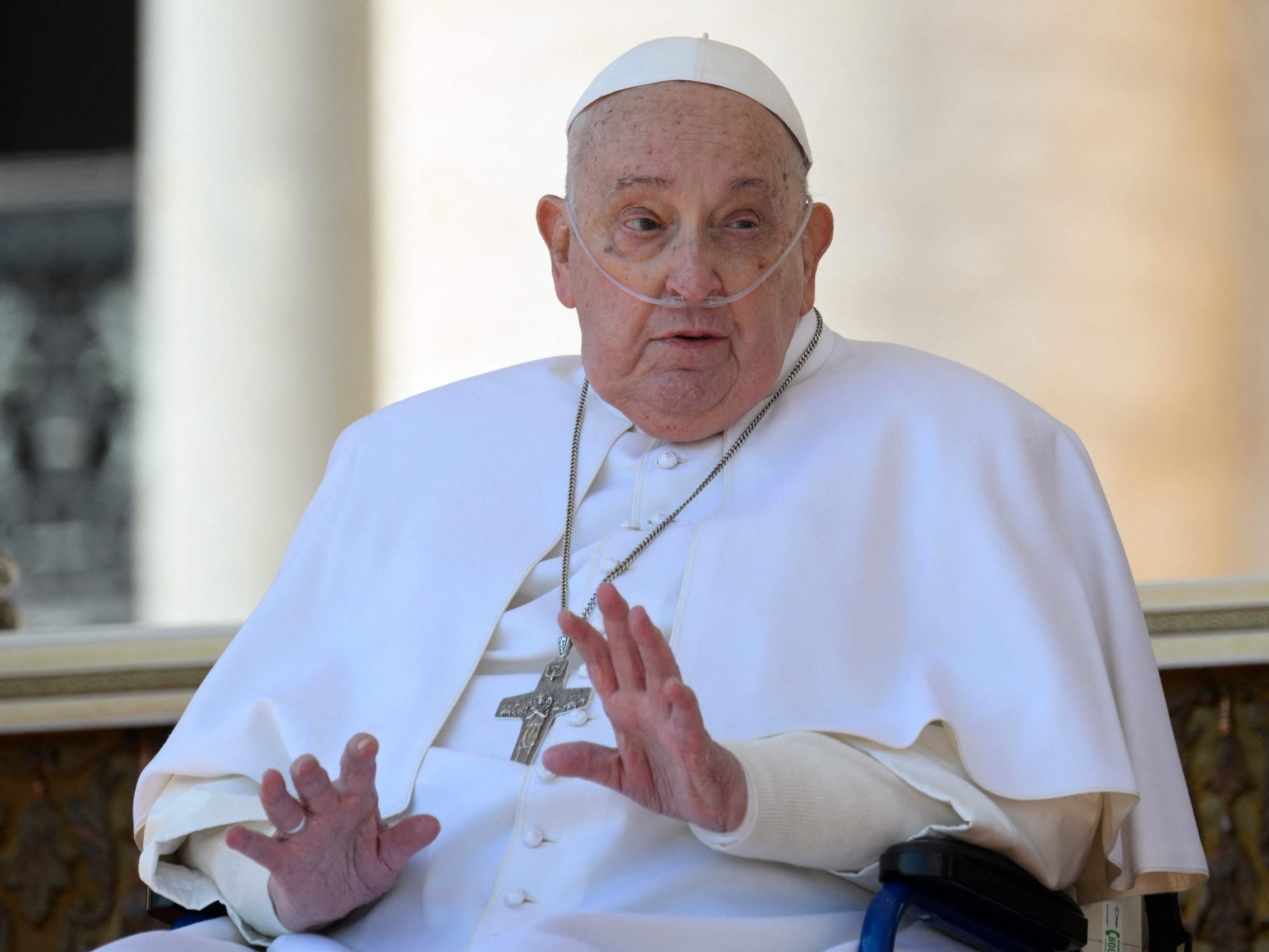 Die Teilnahme von Papst Franziskus an den Osterfeiern ist weiter offen. Die Teilnahme von Papst Franziskus an den Osterfeiern ist weiter offen.