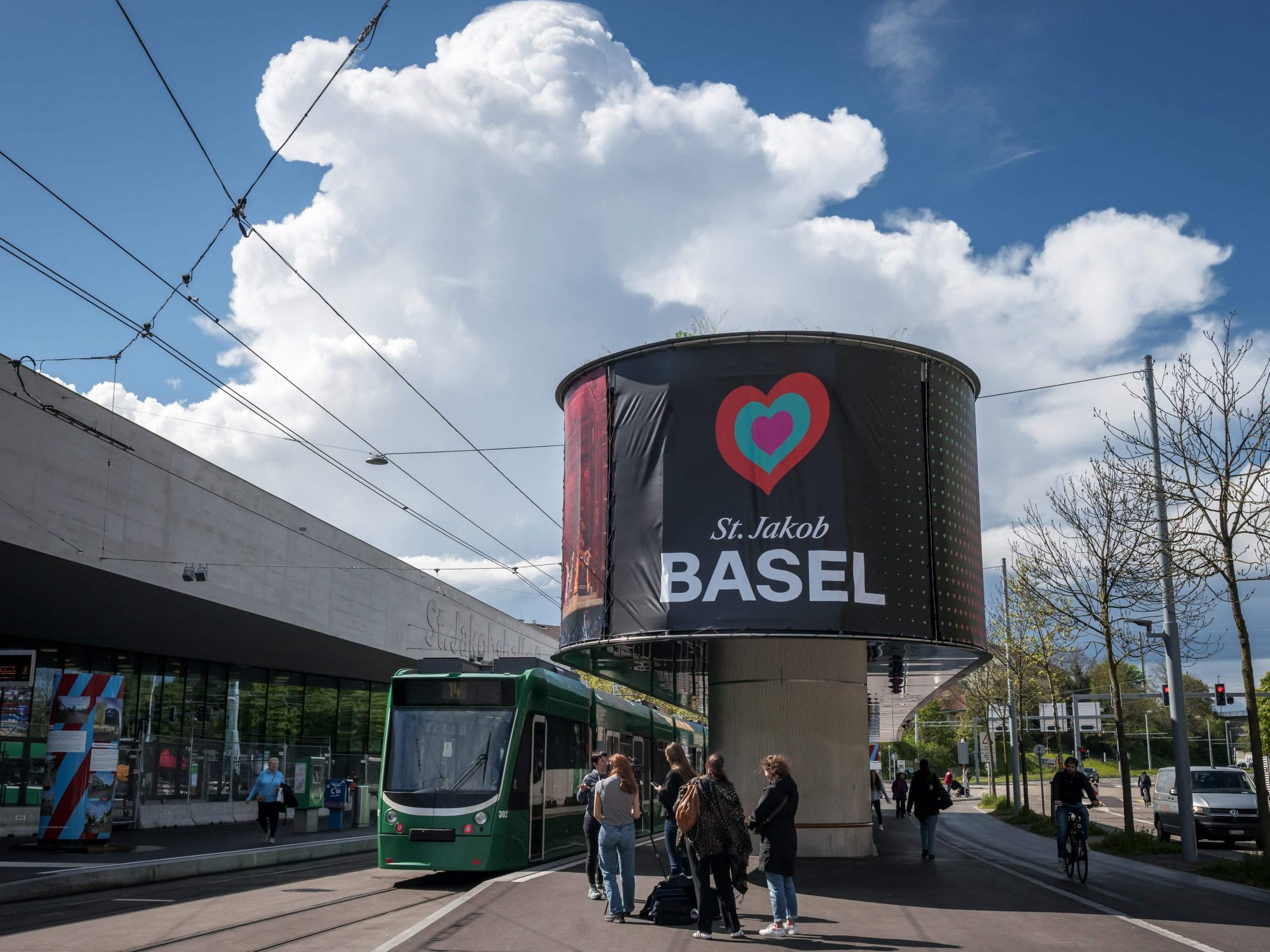 Basel startet bereits am 11. Mai durch.