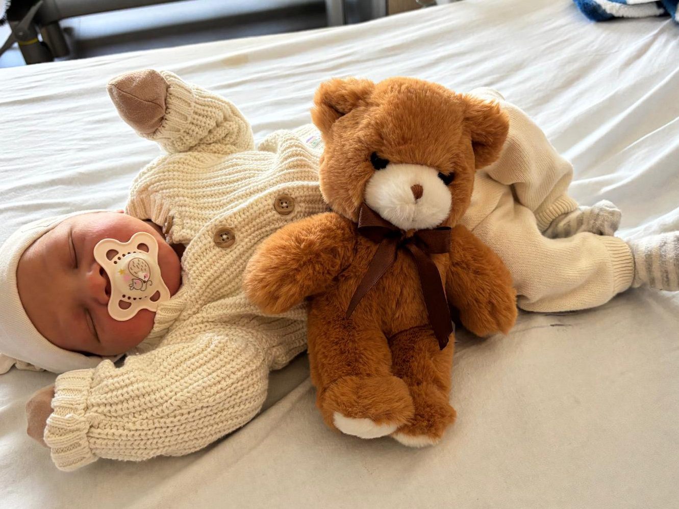 Die gesamte Redaktion von VOL.AT gratuliert herzlich zur Geburt von Theodor Frank. Wir wünschen der Familie viele unvergessliche Momente voller Liebe und Freude mit ihrem kleinen Frühlingswunder.
