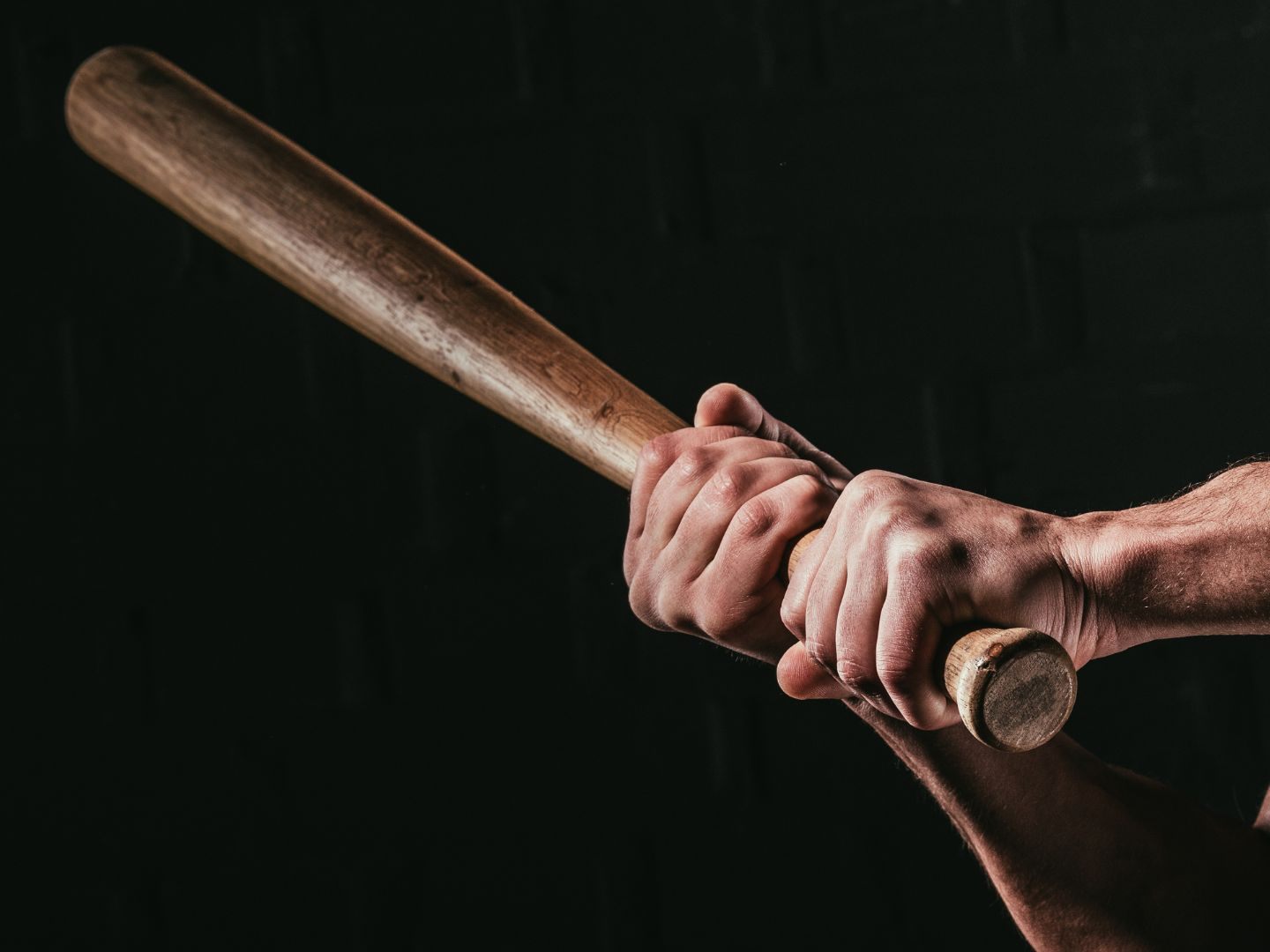 Eine Teenager-Bande trieb in der Nacht auf Sonntag ihr Unwesen in Wien-Donaustadt. Eine Teenager-Bande trieb in der Nacht auf Sonntag ihr Unwesen in Wien-Donaustadt.