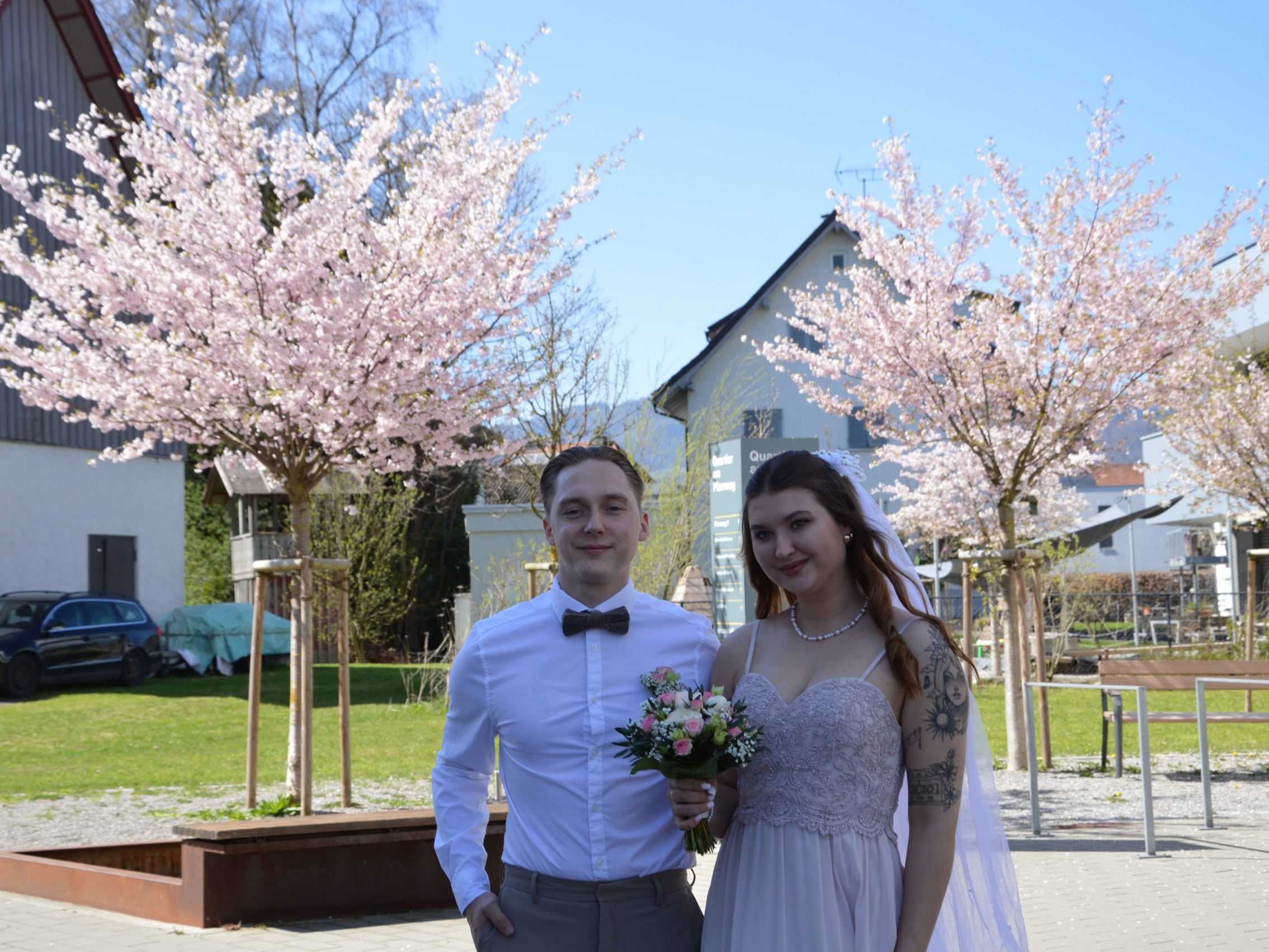 Polina Petrova und Anton Borysenko feierten ihre standesamtliche Trauung.