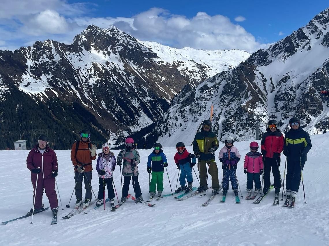 Teilnehmer des Skitags