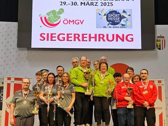 Vorarlberger Mannschaft links außen