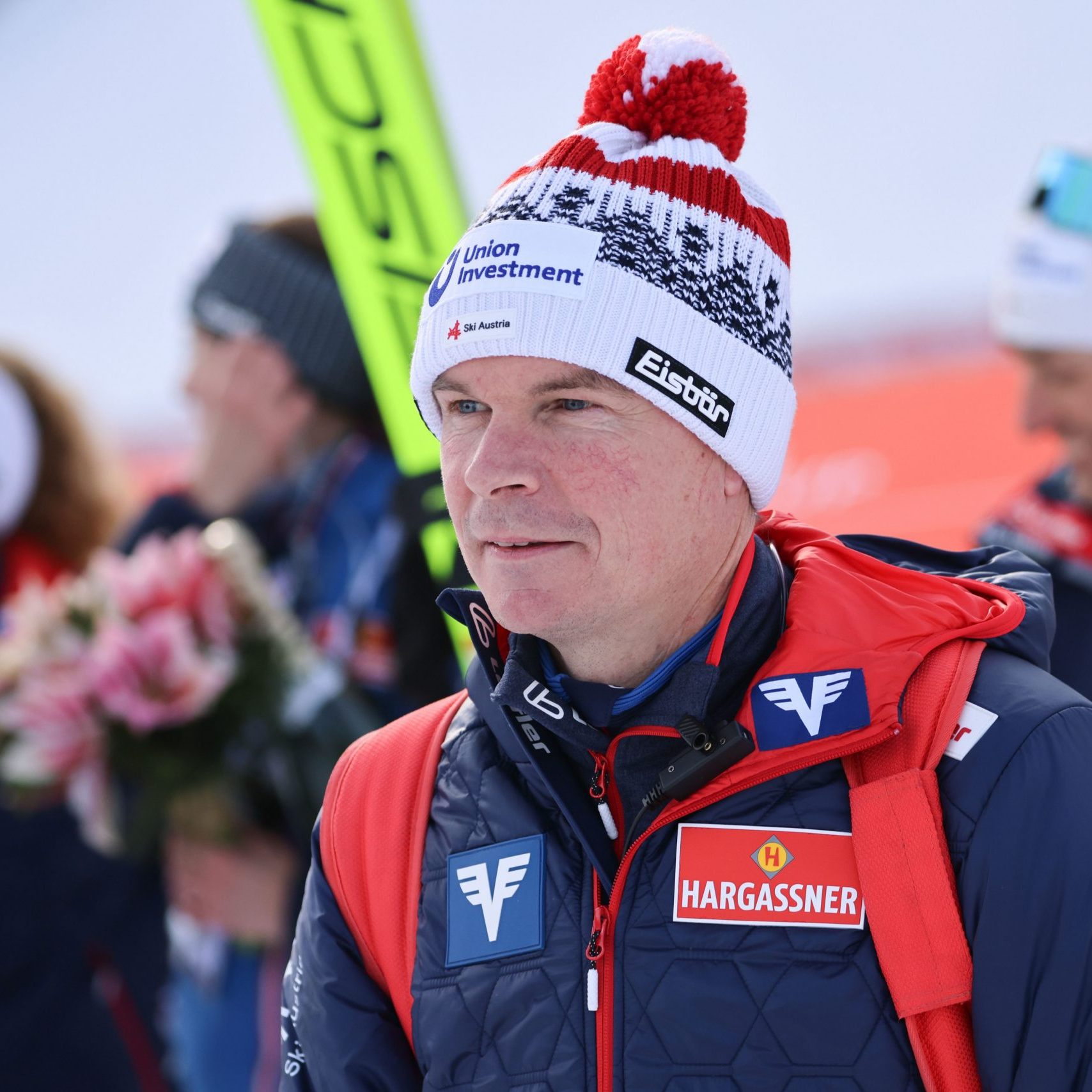 Der Vorarlberger Bernhard Metzler legt sein Amt als Trainer von Österreichs Skisprung-Nationalteam der Frauen auf eigenen Wunsch nieder.
