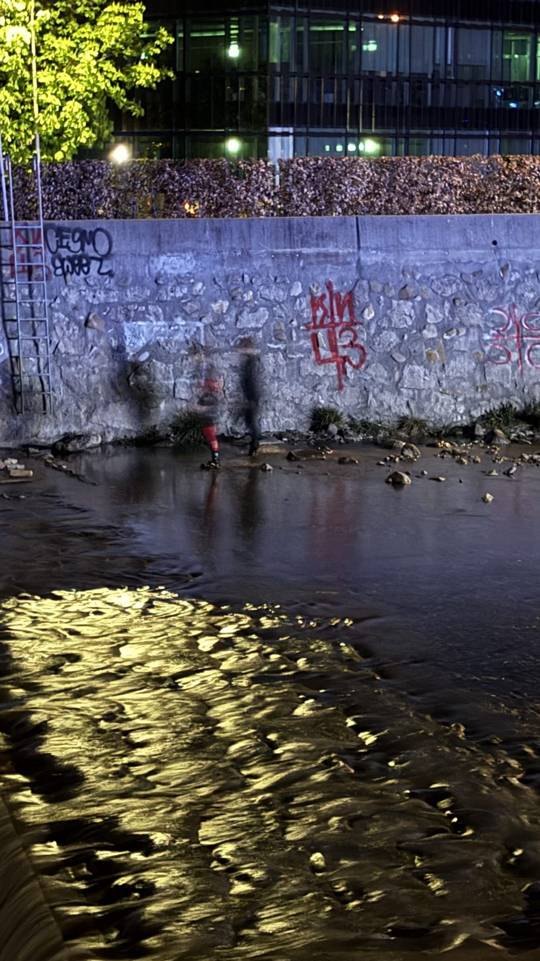 20 Personen an Rettungsaktion beteiligt