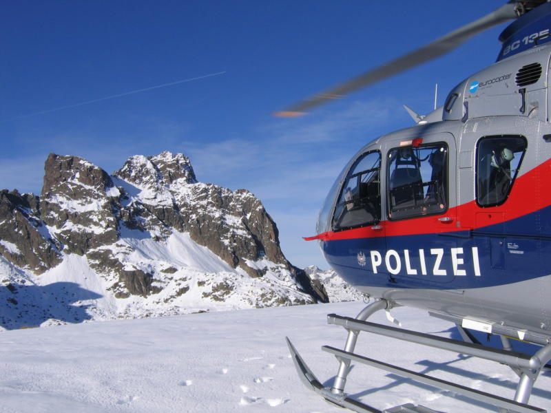 Mit Polizeihubschrauber aus Bergnot gerettet
