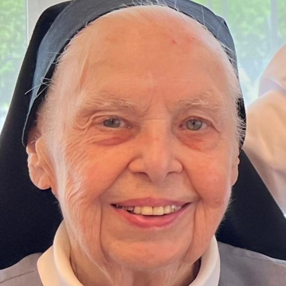 Geburtshilfe und medizinische Erstversorgung in entlegenen Dörfern zählten bei der Missionsarbeit in Südamerika zu den Tätigkeiten von Sr. Edelburga Meraner.