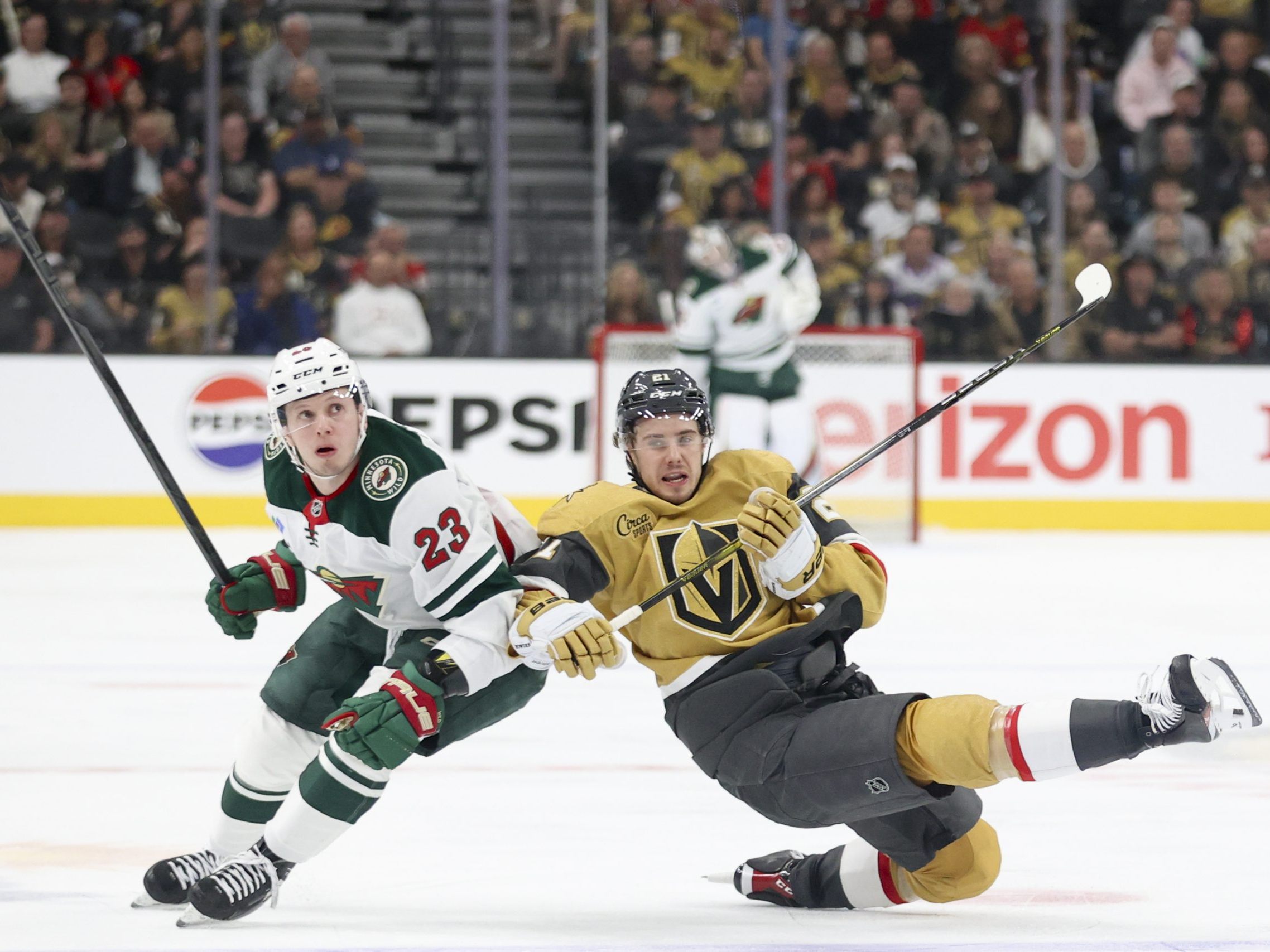 Marco Rossi startet mit den Minnesota Wild mit einer 2:4-Niederlage in die NHL-Playoffs.