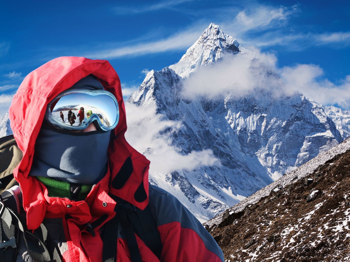 Tödliches Drama am Ama Dablam: Absturz beim Abstieg. Tödliches Drama am Ama Dablam: Absturz beim Abstieg.