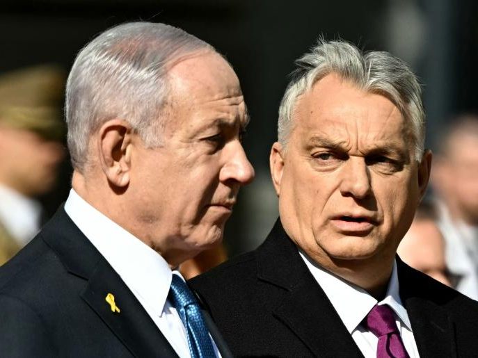 Orbán müsste Netanyahu eigentlich festnehmen lassen, stattdessen verlässt Ungarn den Internationalen Strafgerichtshof. Orbán müsste Netanyahu eigentlich festnehmen lassen, stattdessen verlässt Ungarn den Internationalen Strafgerichtshof.