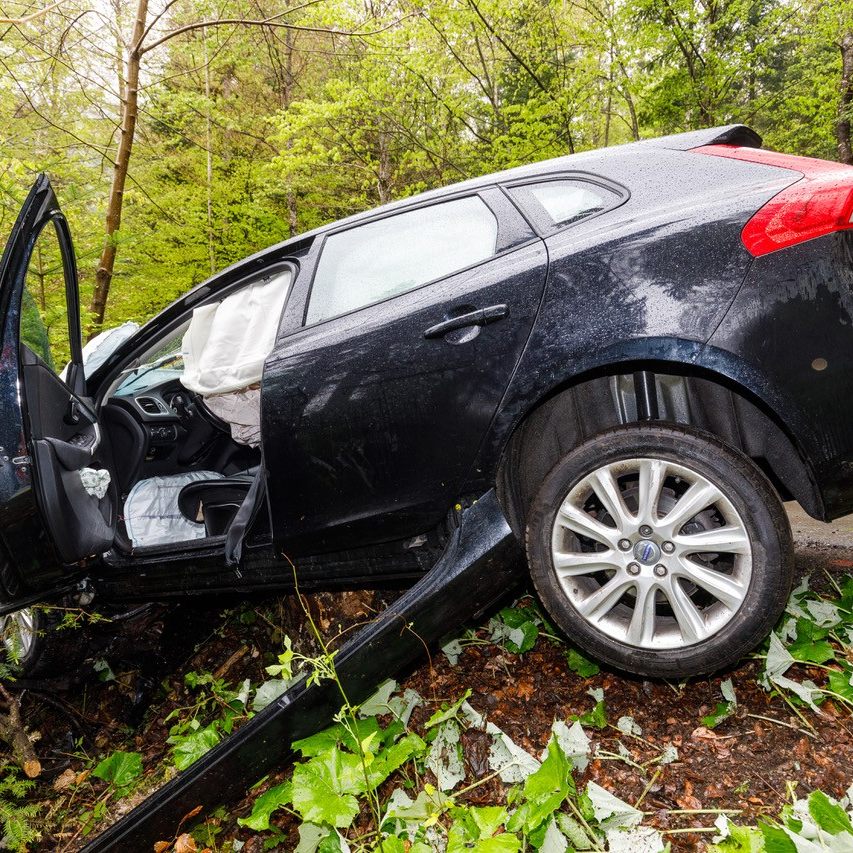 Lenker wurde verletzt ins LKH Bludenz eingeliefert