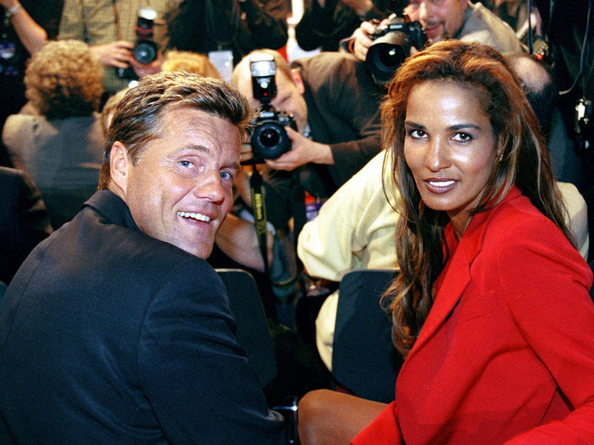 Dieter Bohlen gemeinsam mit seiner "Naddel" (Archivbild aus dem Jahr 2000)