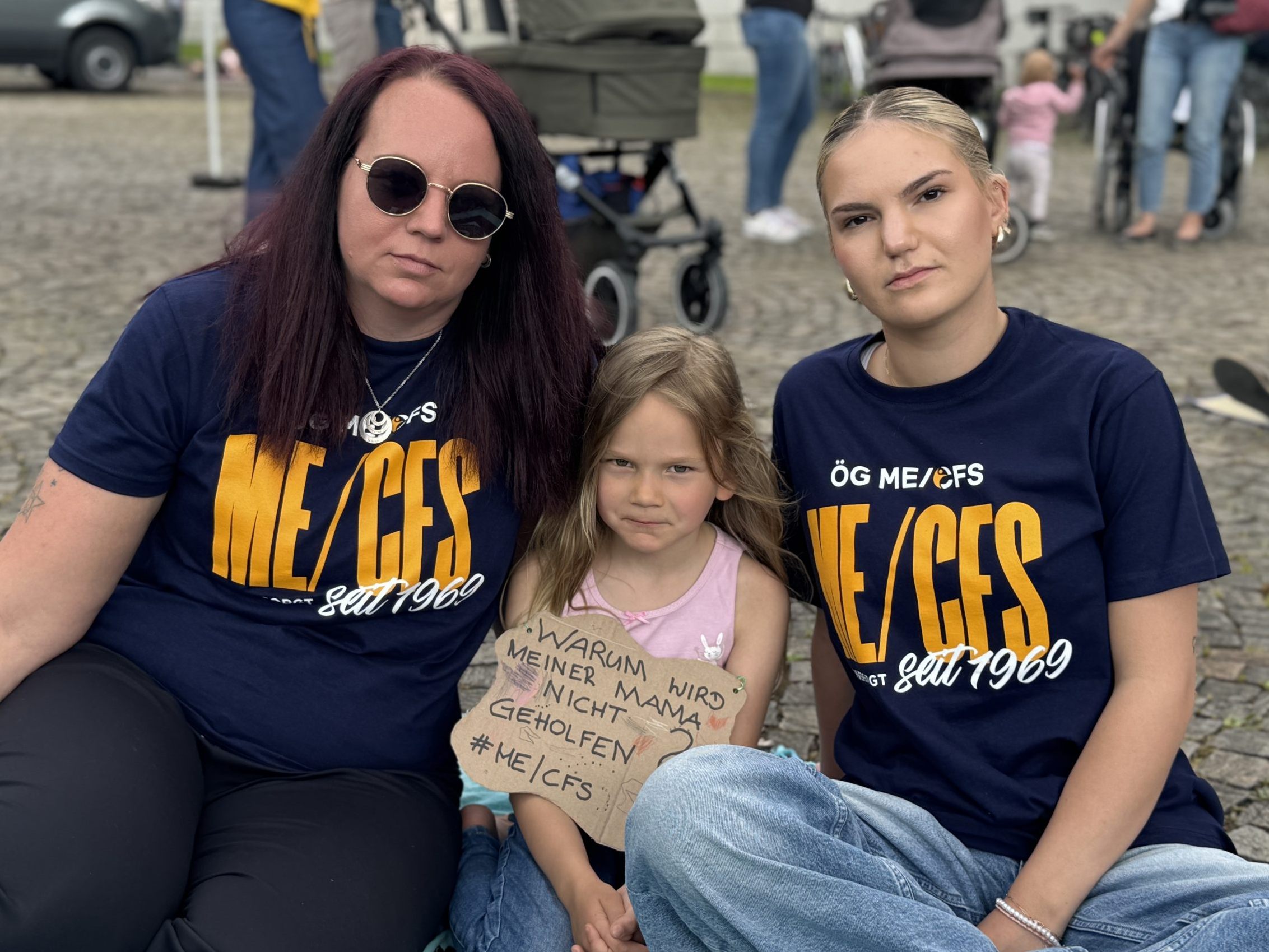 Melanie und ihre Kinder haben seit der Erkrankung kein normales Leben mehr.