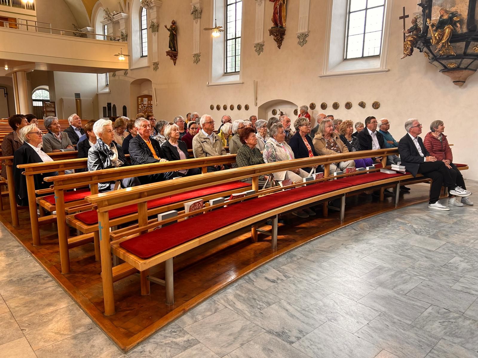 Maiandacht in der Kirche in Nenzing