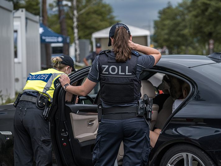 Ein 44-jähriger Italiener sitzt nach einem Drogenfund in Untersuchungshaft. Ein 44-jähriger Italiener sitzt nach einem Drogenfund in Untersuchungshaft.