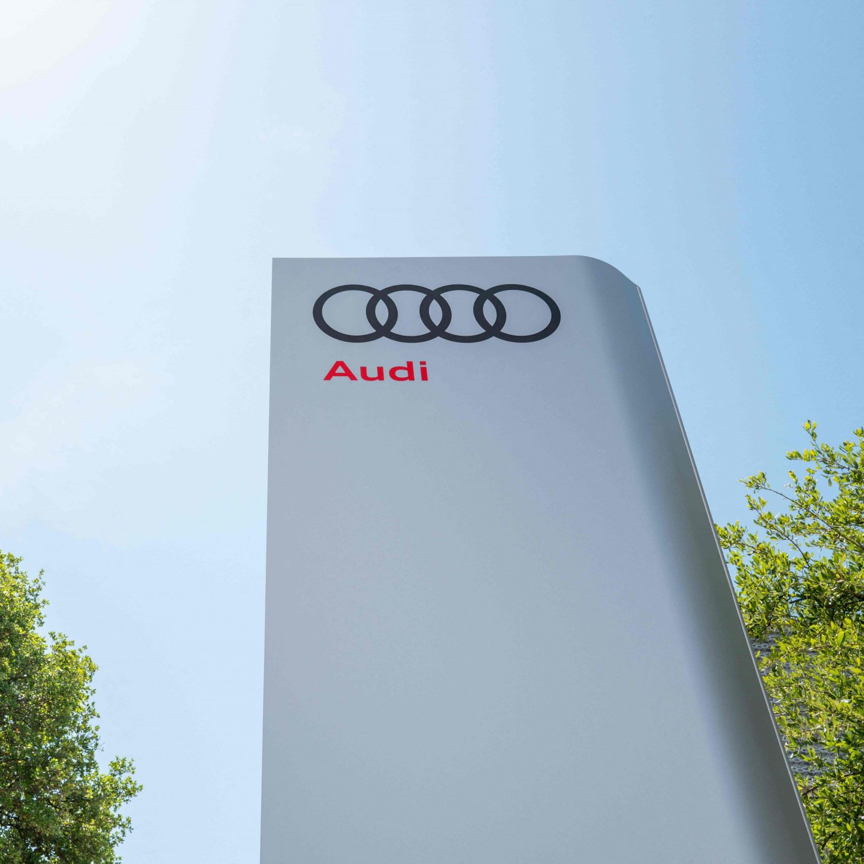 Audi hat im ersten Quartal noch einmal deutlich weniger verdient als im bereits schwachen Vorjahreszeitraum.