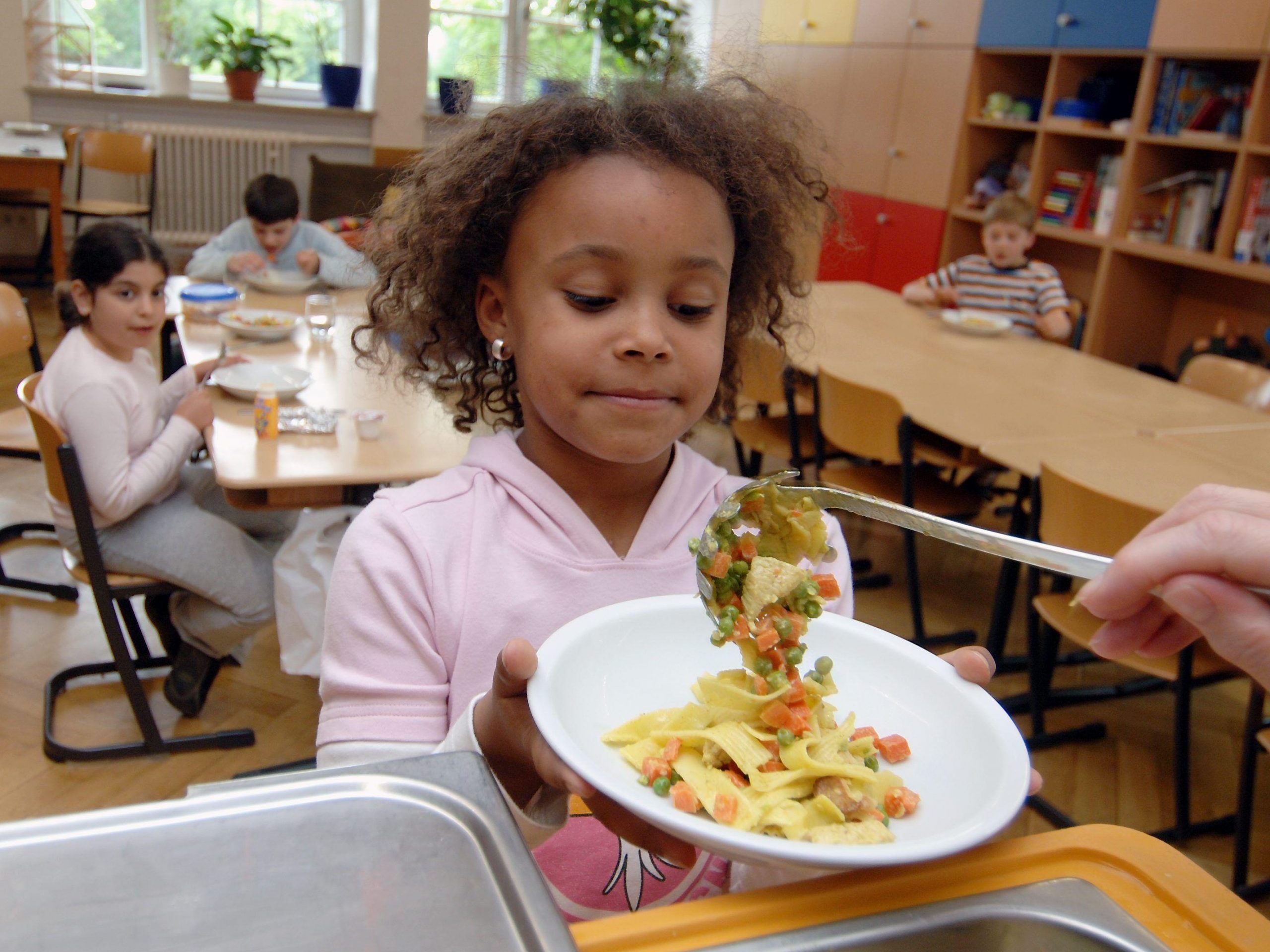 36 Prozent der Schüler in Vorarlberg essen an Mittelschulen und AHS-Unterstufen in der Schule. 36 Prozent der Schüler in Vorarlberg essen an Mittelschulen und AHS-Unterstufen in der Schule.