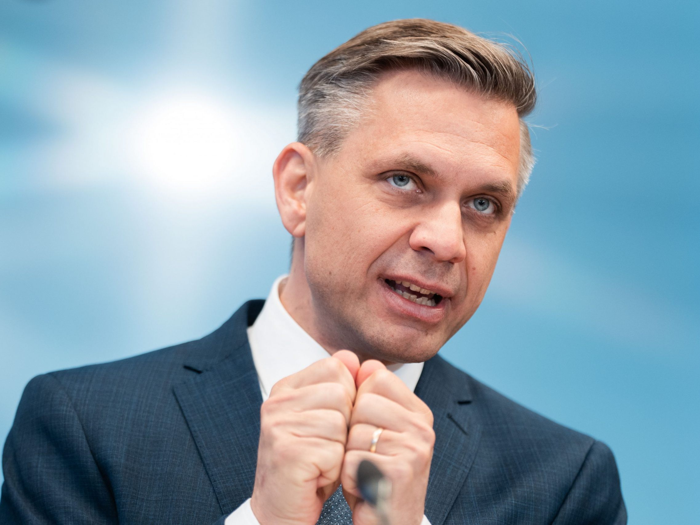 Wirtschaftsminister Wolfgang Hattmannsdorfer. Wirtschaftsminister Wolfgang Hattmannsdorfer.