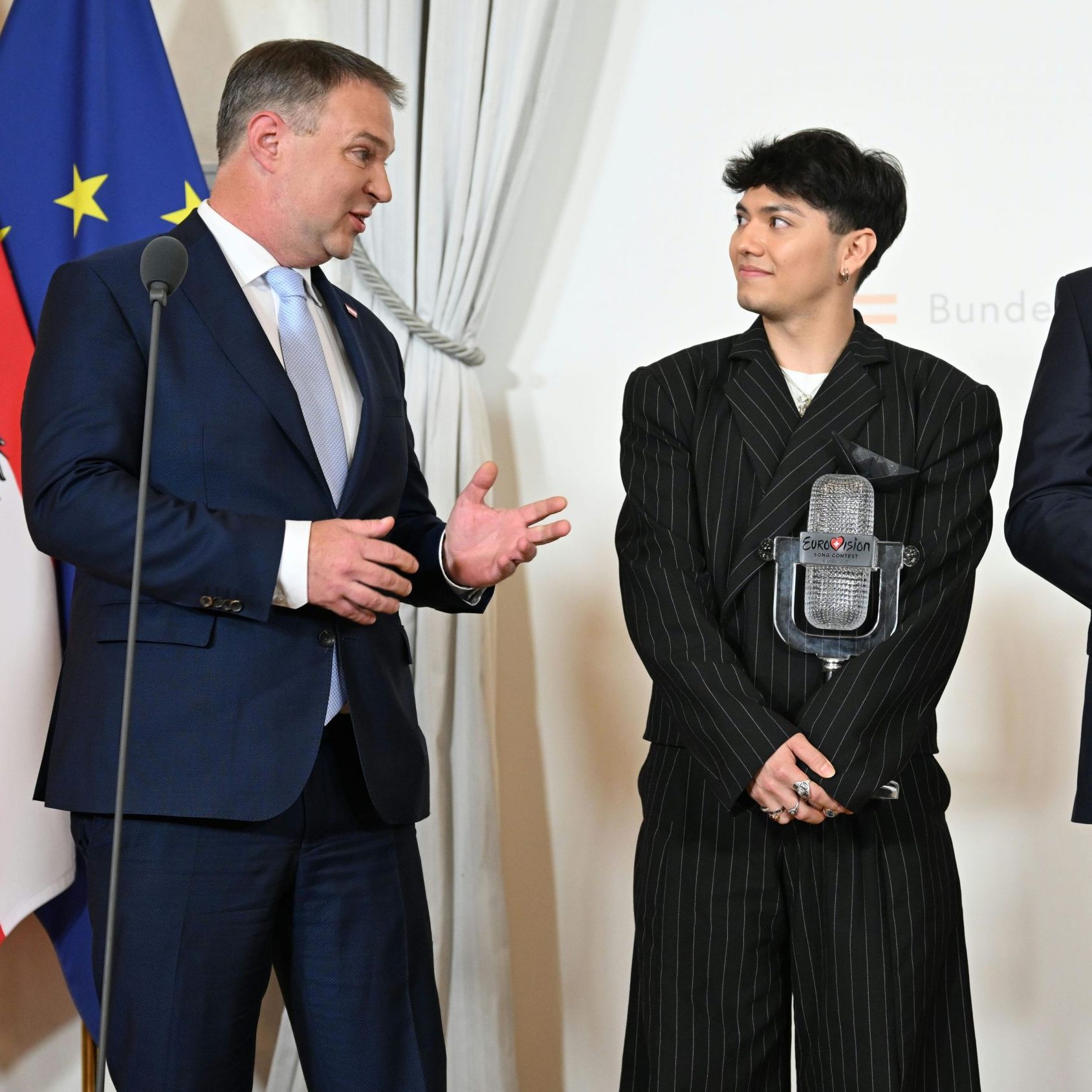 Babler, JJ und Stocker am Tag nach Österreichs ESC-Triumph.