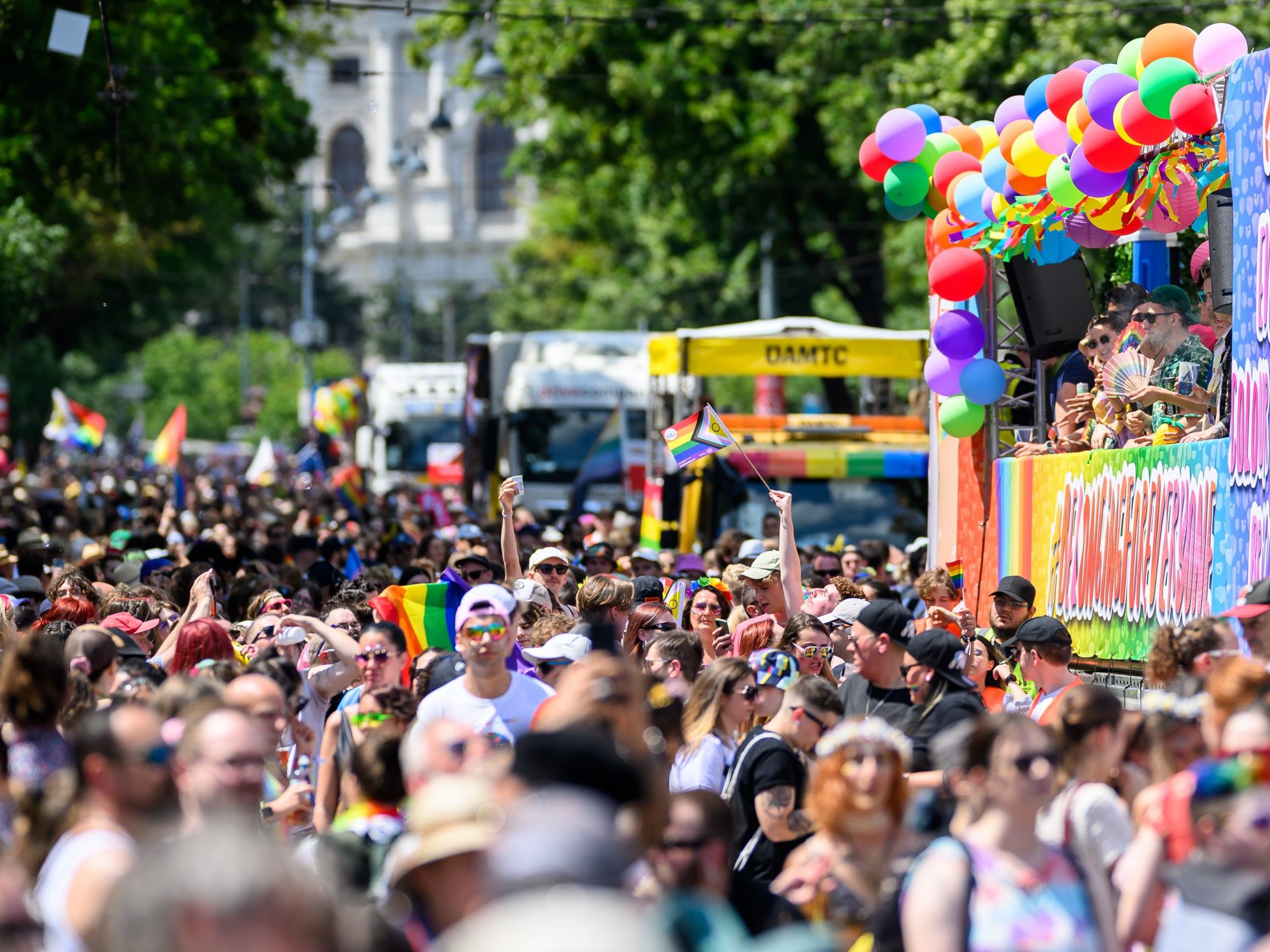 Wien wird wieder zur Regenbogenhauptstadt. Wien wird wieder zur Regenbogenhauptstadt.