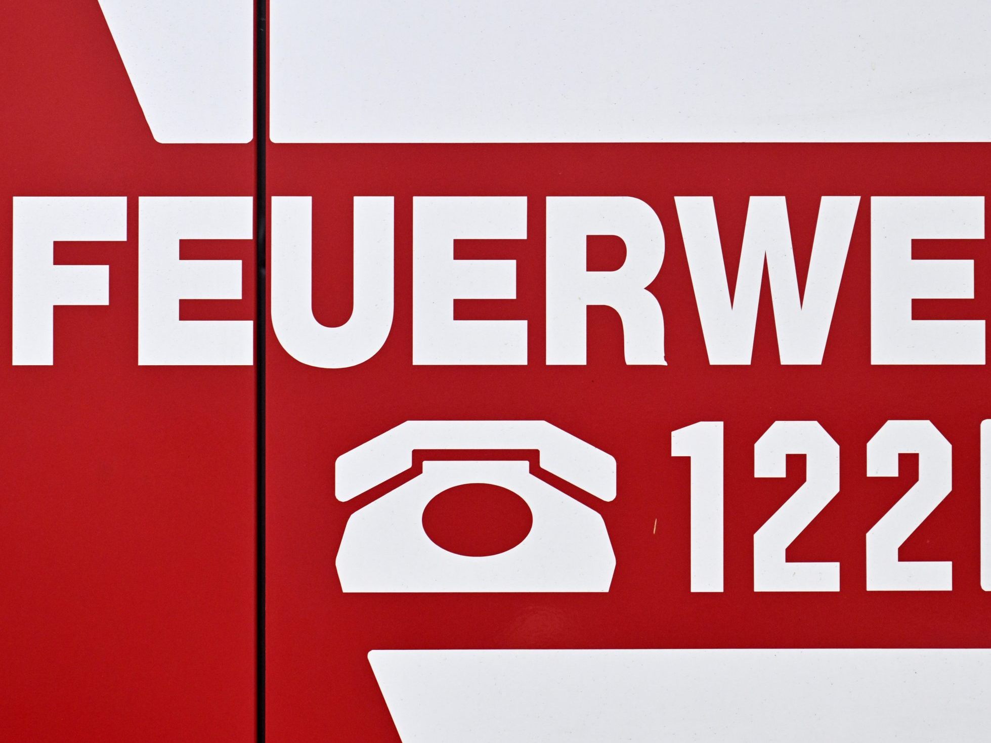 Vier Personen wurden beim Brand in einem Seniorenheim in Oberösterreich verletzt. Vier Personen wurden beim Brand in einem Seniorenheim in Oberösterreich verletzt.