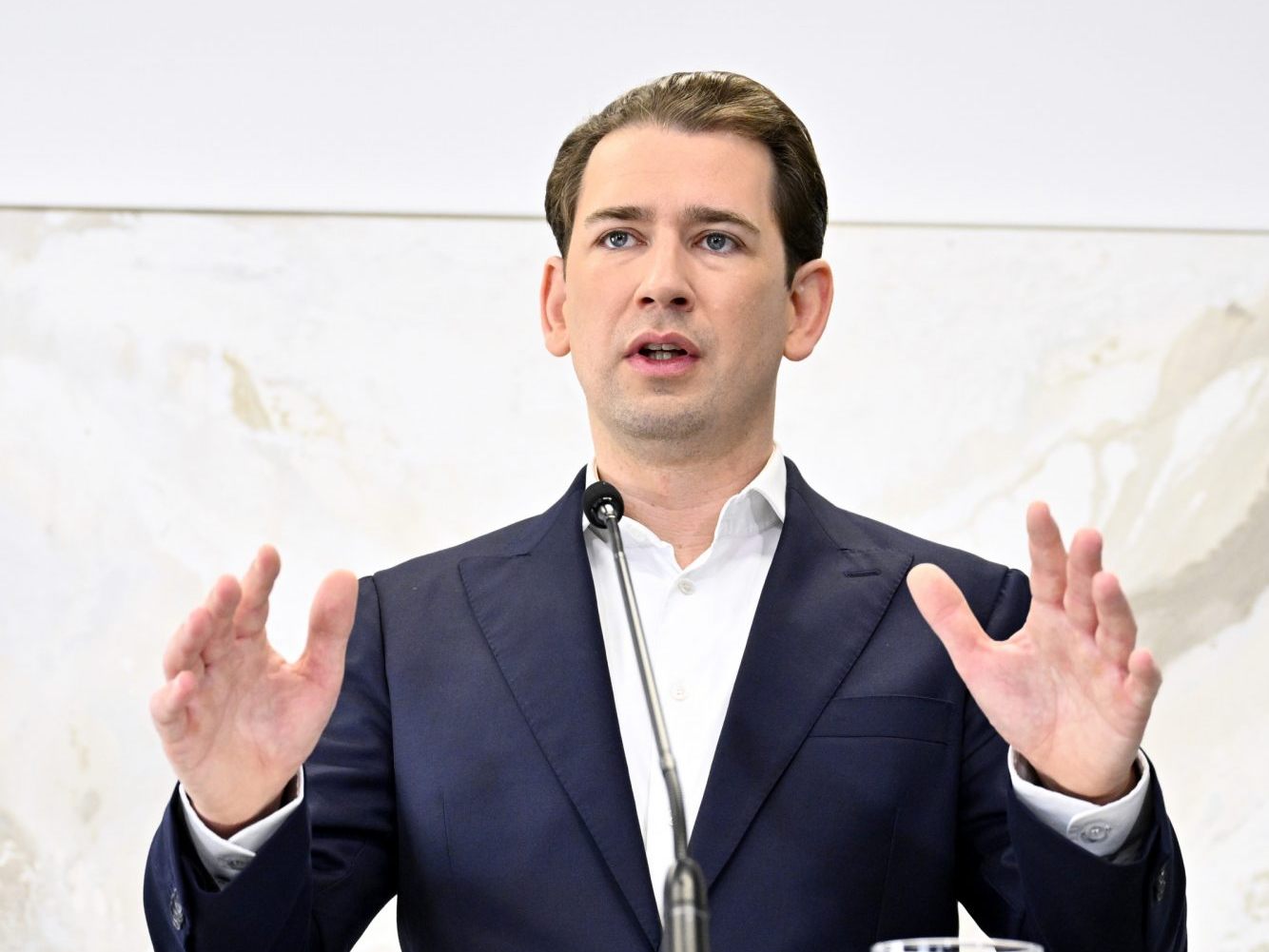 Ex-Kanzler Kurz nach bei seiner Stellungnahme nach seinem Freispruch in Wien. Ex-Kanzler Kurz nach bei seiner Stellungnahme nach seinem Freispruch in Wien.