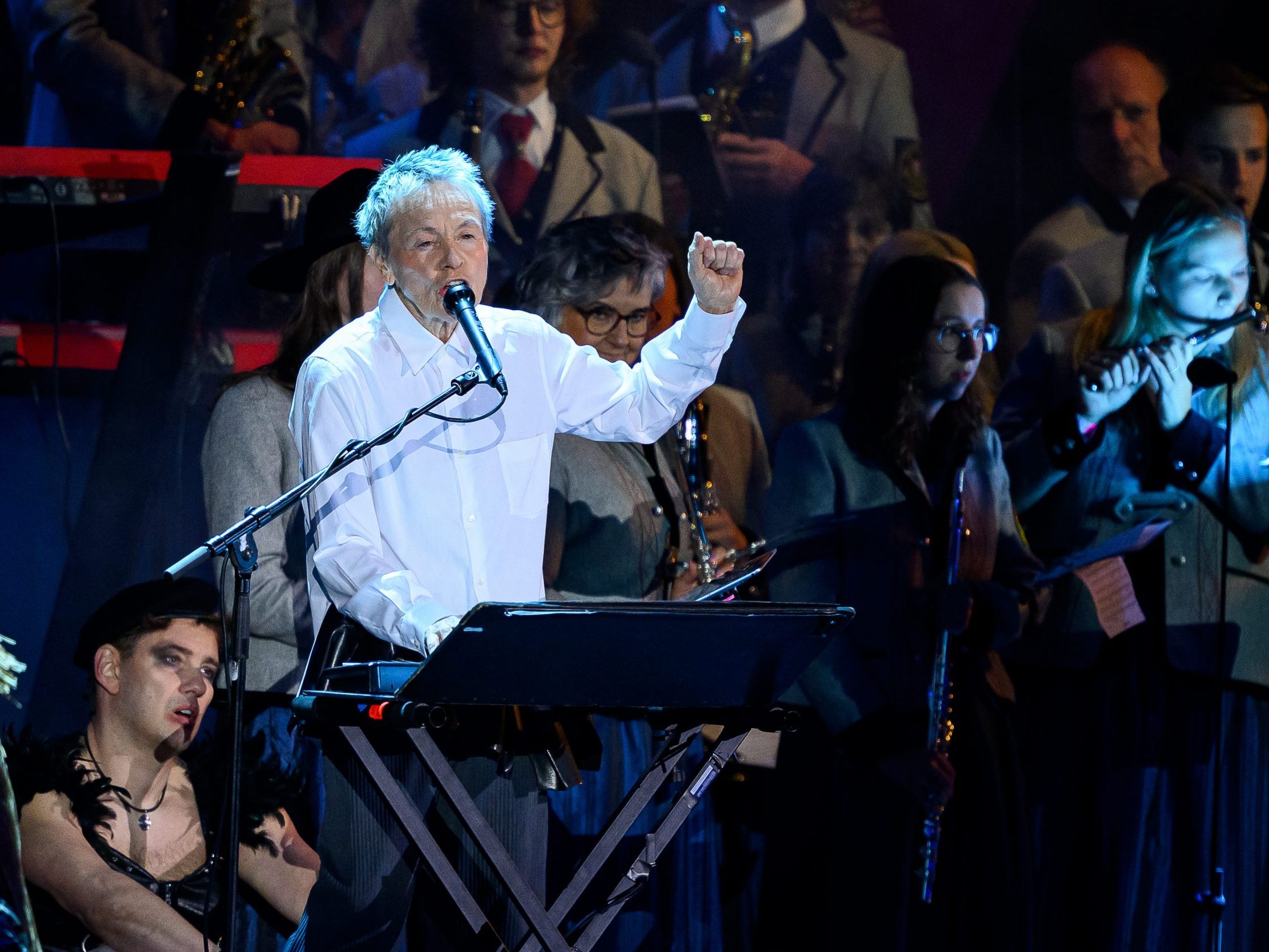 Anderson-Rede zwischen Trump, Papst und Lou Reed.
