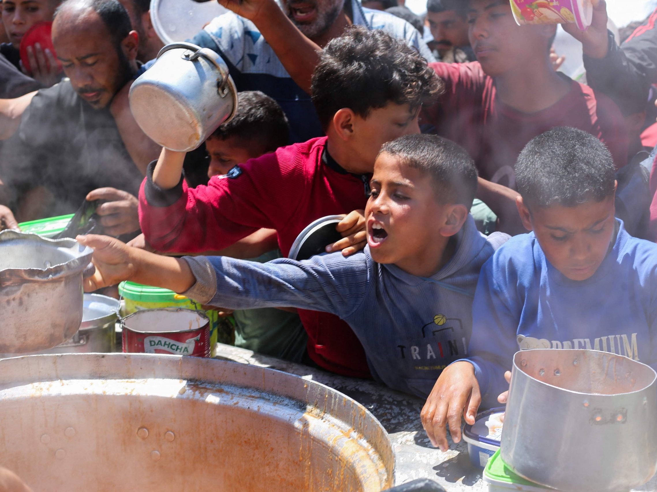 Die Hilfsorganisationen Ärzte ohne Grenzen, Caritas und das Rote Kreuz haben am Mittwoch erneut auf die schlechte humanitäre Lage im Gazastreifen hingewiesen.