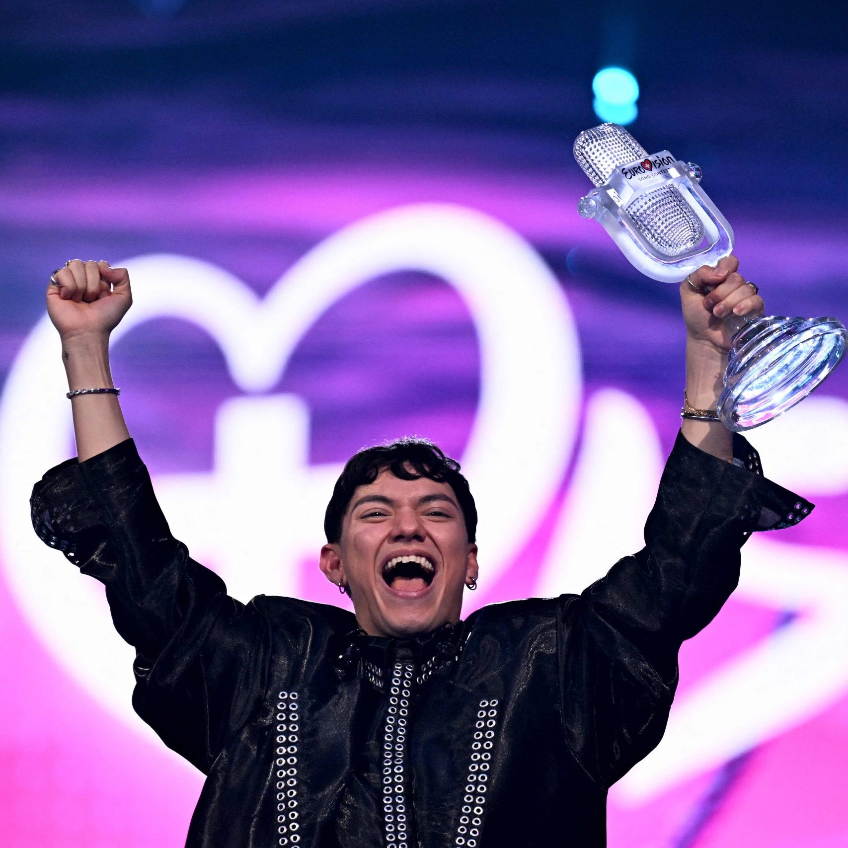 Bilder für die Ewigkeit: JJ triumphiert beim Song Contest.