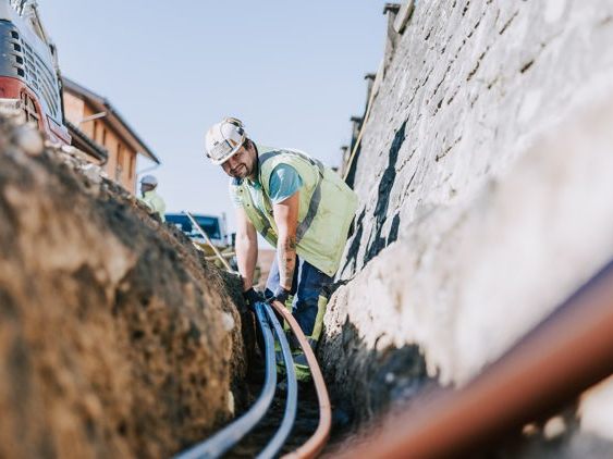 Die illwerke vkw investiert in den kommenden Jahren 340 Millionen Euro in den Glasfaserausbau Die illwerke vkw investiert in den kommenden Jahren 340 Millionen Euro in den Glasfaserausbau
