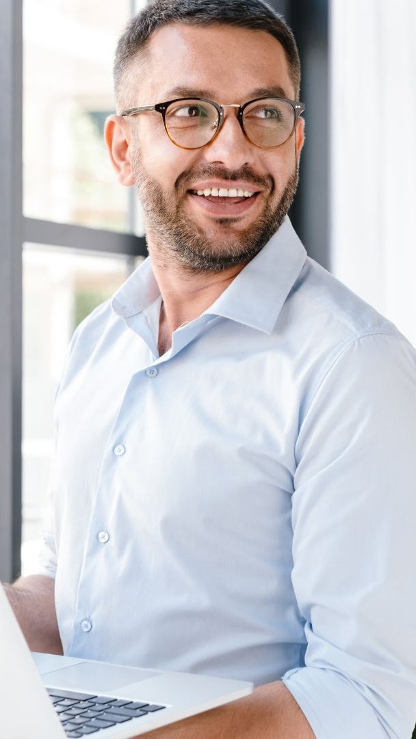 An erster Stelle im Wichtigkeits-Ranking stehen in der Arbeitswelt nach wie vor das Gehalt und andere finanzielle Anreize.