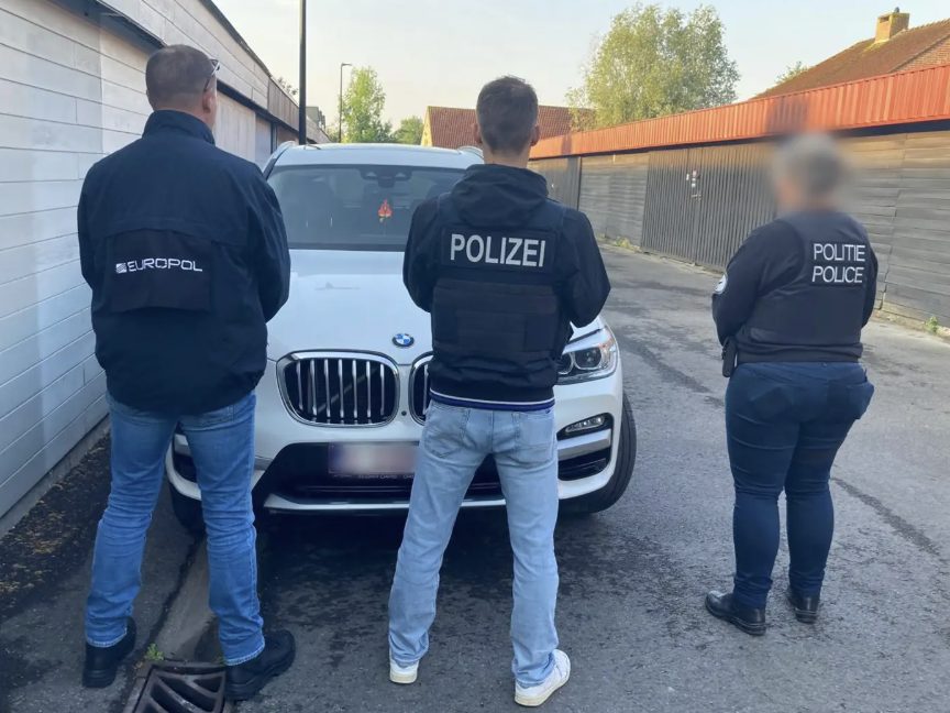 Hooligan-Schlepperring zerschlagen Hooligan-Schlepperring zerschlagen