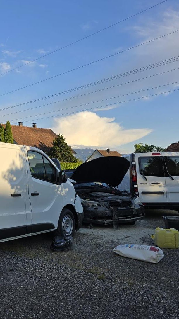 Unfall in Fußach, Sachschaden dürfte erheblich sein.