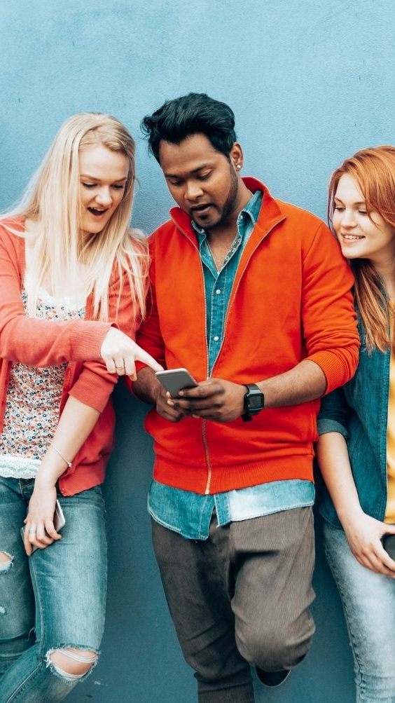 Junge Generation fordert Umdenken bei Arbeitgebern (SYMBOLBILD)