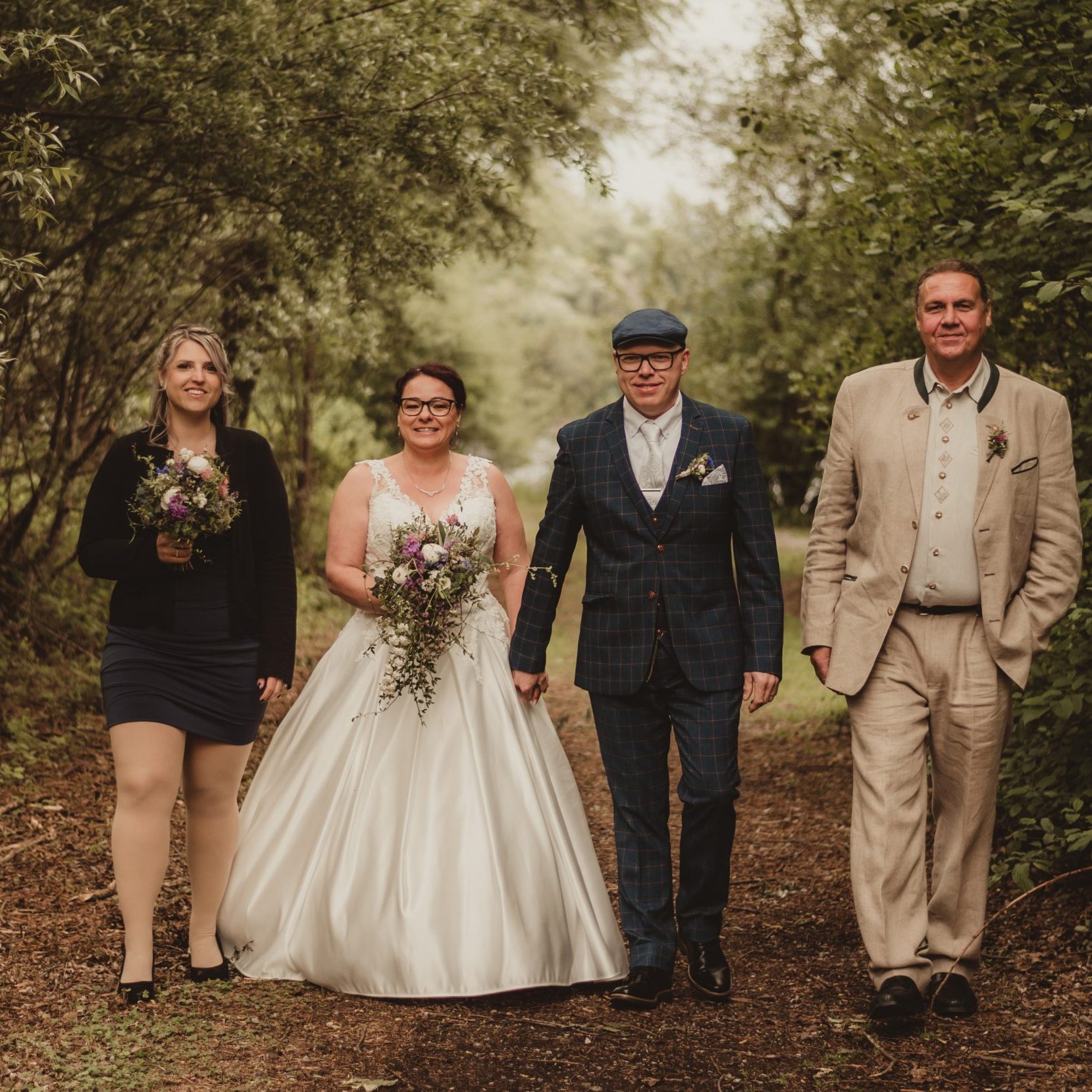 Verbunden mit dem Wunsch auf eine glückliche gemeinsame Zukunft, schlossen Heike und Marco ihren Ehebund.