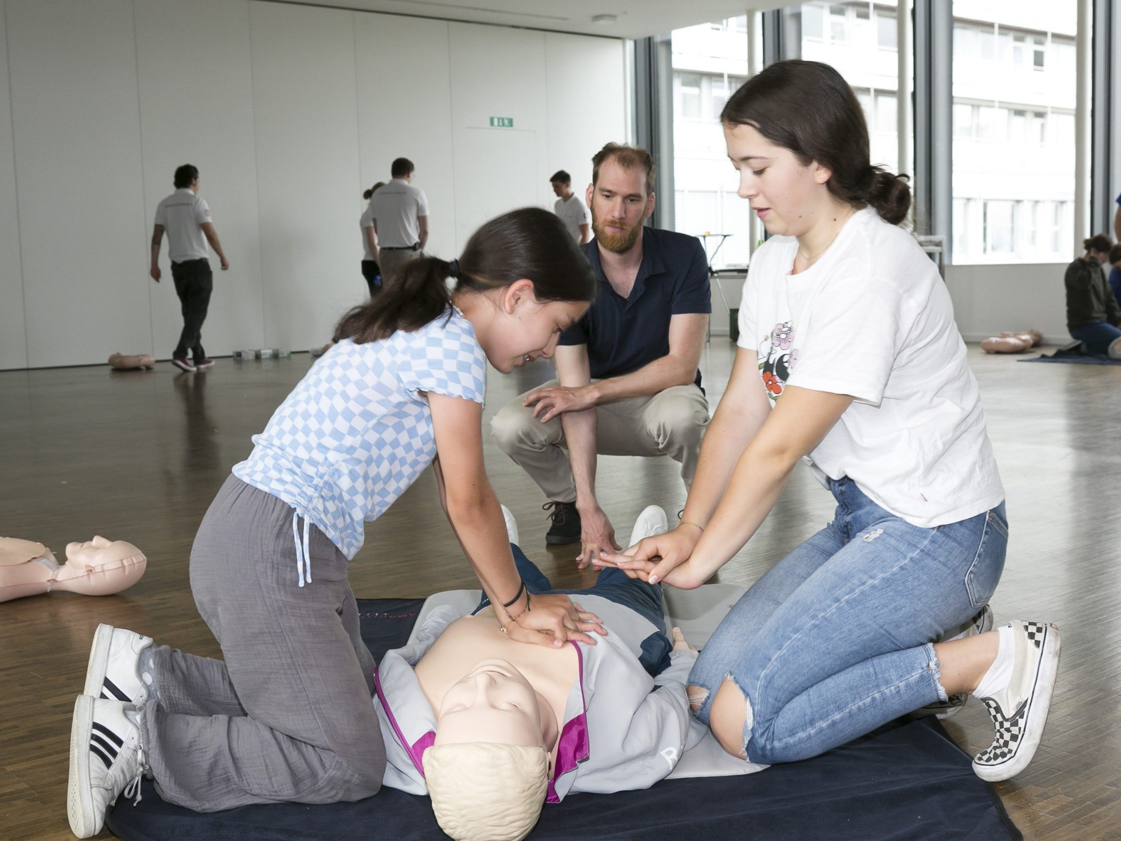 LKH-Notfallsymposium für Jugendliche LKH-Notfallsymposium für Jugendliche