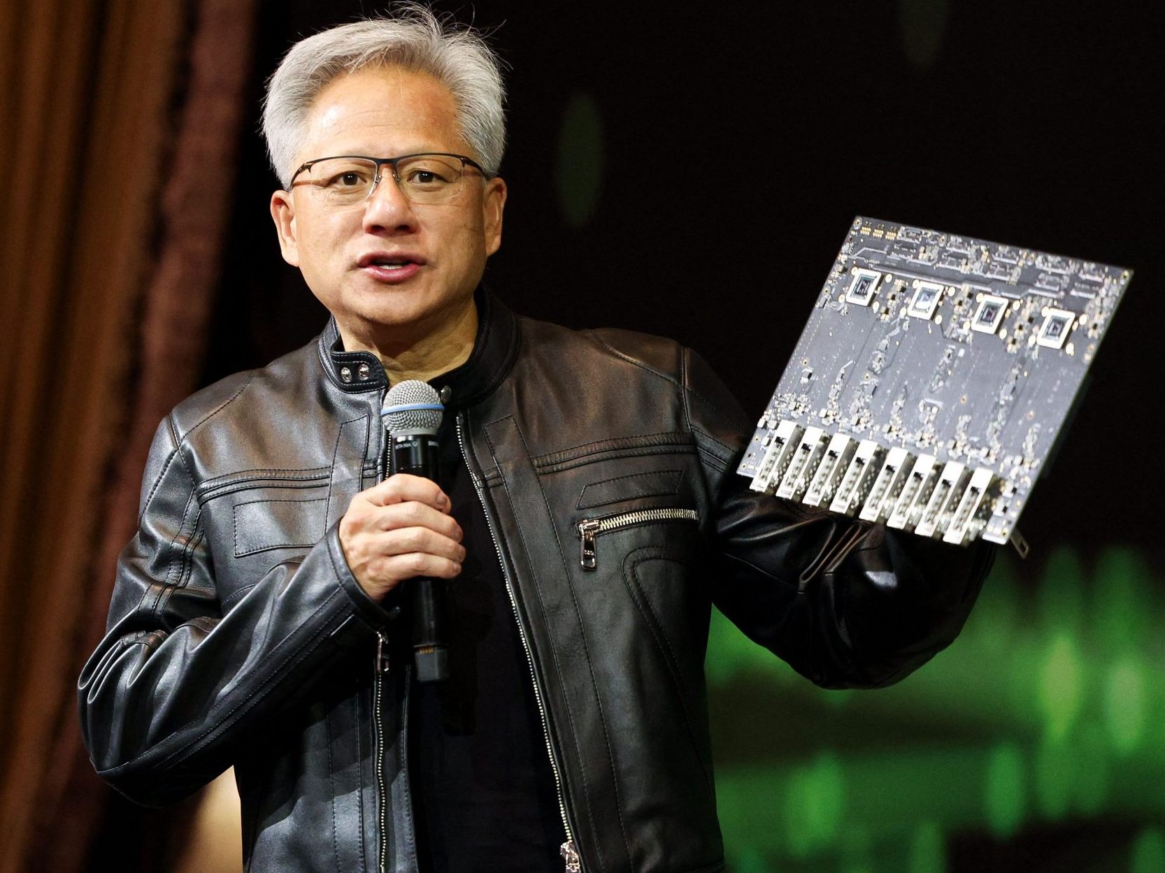 Jensen Huang ist Mitgründer und CEO von Chip-Gigant Nvidia. Jensen Huang ist Mitgründer und CEO von Chip-Gigant Nvidia.