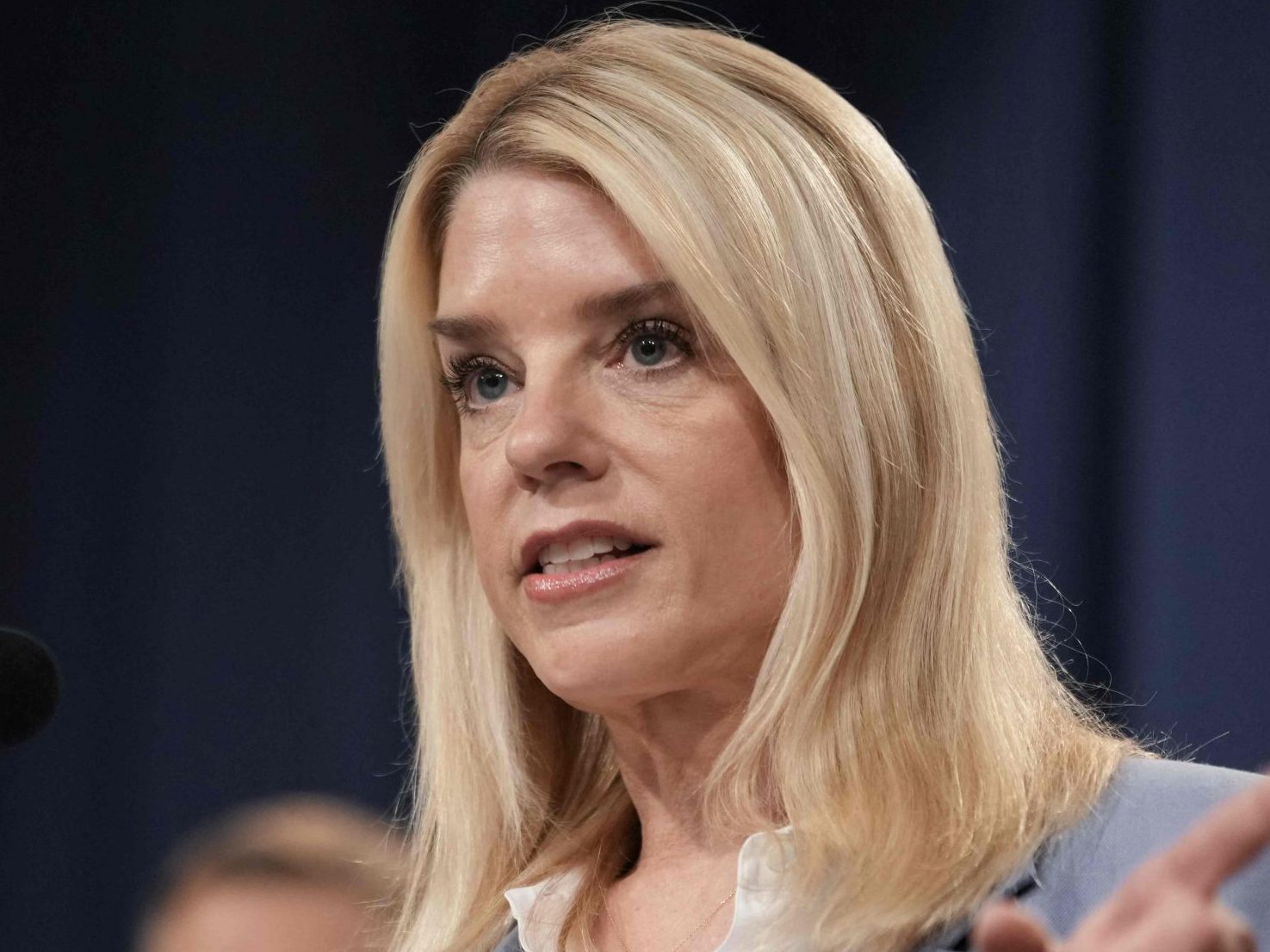 Die US-Justizministerin Pam Bondi erklärte, ihr Ressort werde "diesen Angeklagten im vollen Umfang des Gesetzes verfolgen".