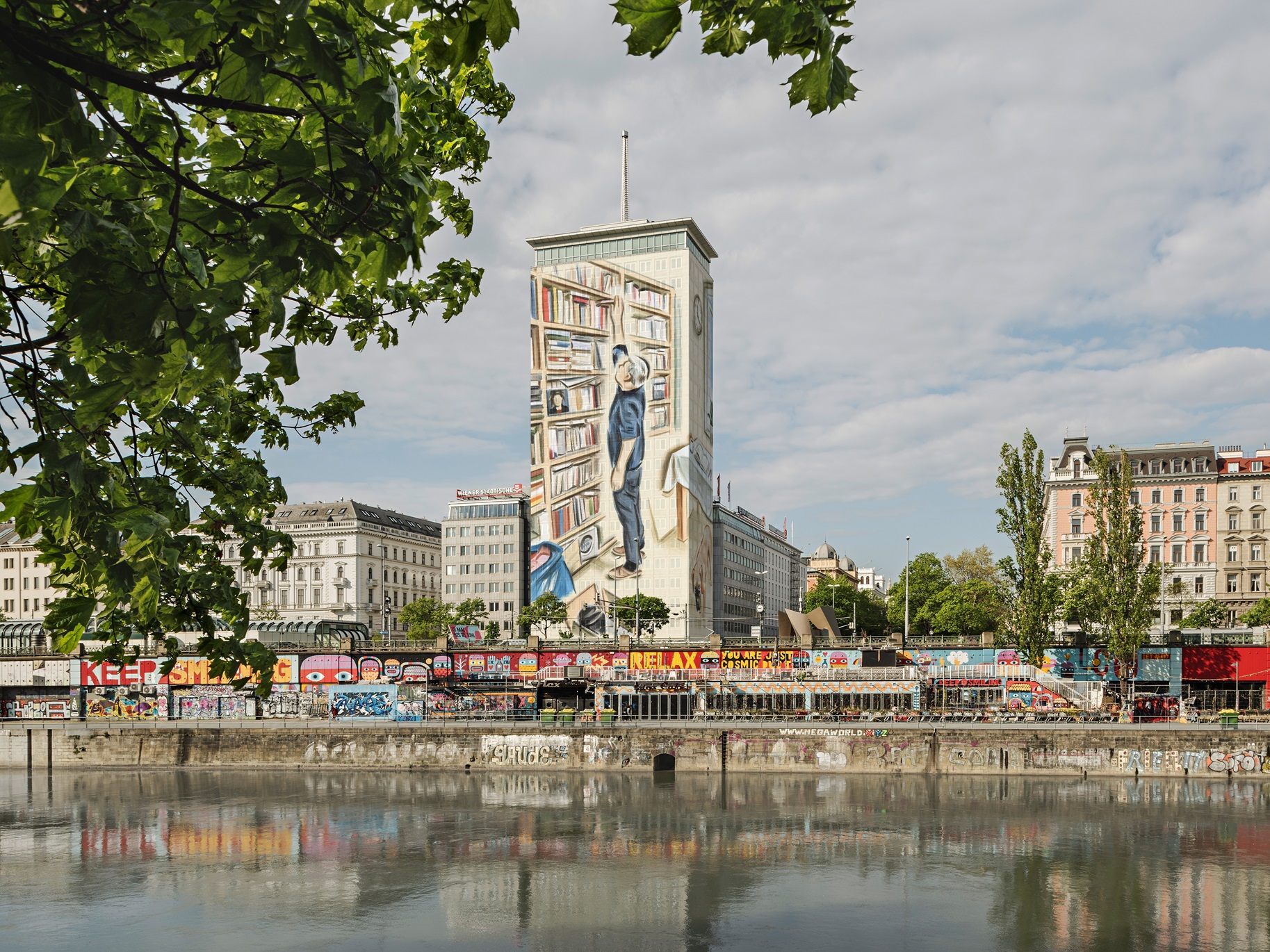 Der Ringturm sorgt für "Verbindende Geschichten".
