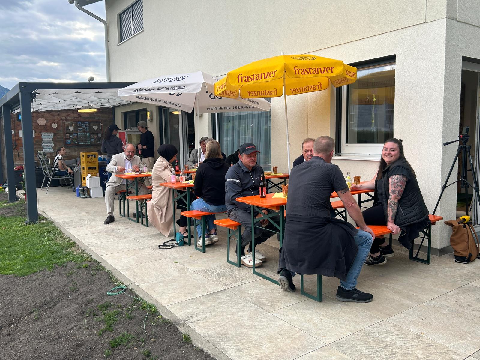Melanie hat zum Projektabschluss ein Helfer-Fest organisiert.