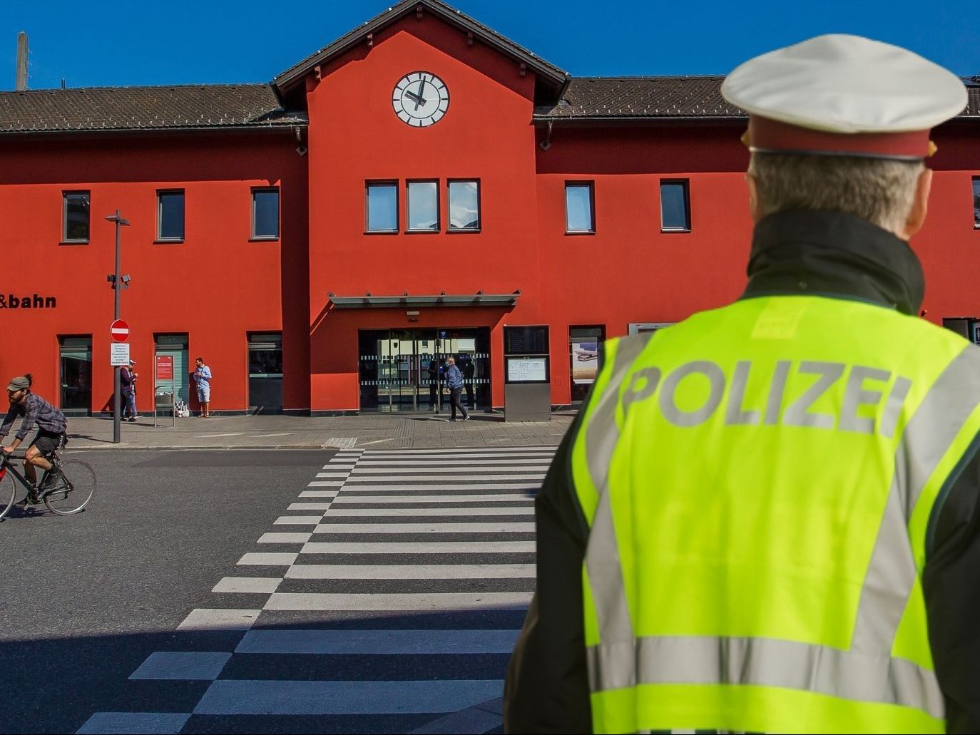 Neue Maßnahmen am Bahnhof Dornbirn geplant. Neue Maßnahmen am Bahnhof Dornbirn geplant.
