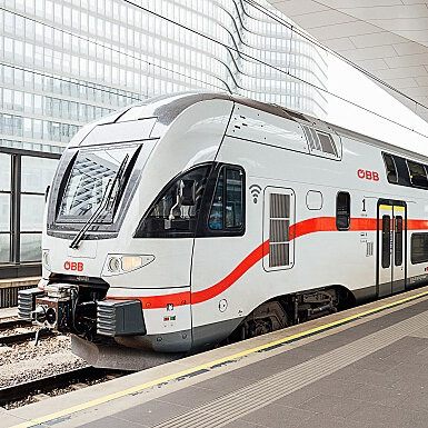 Die ÖBB kaufen 17 modernisierte KISS-Züge von der Deutschen Bahn.