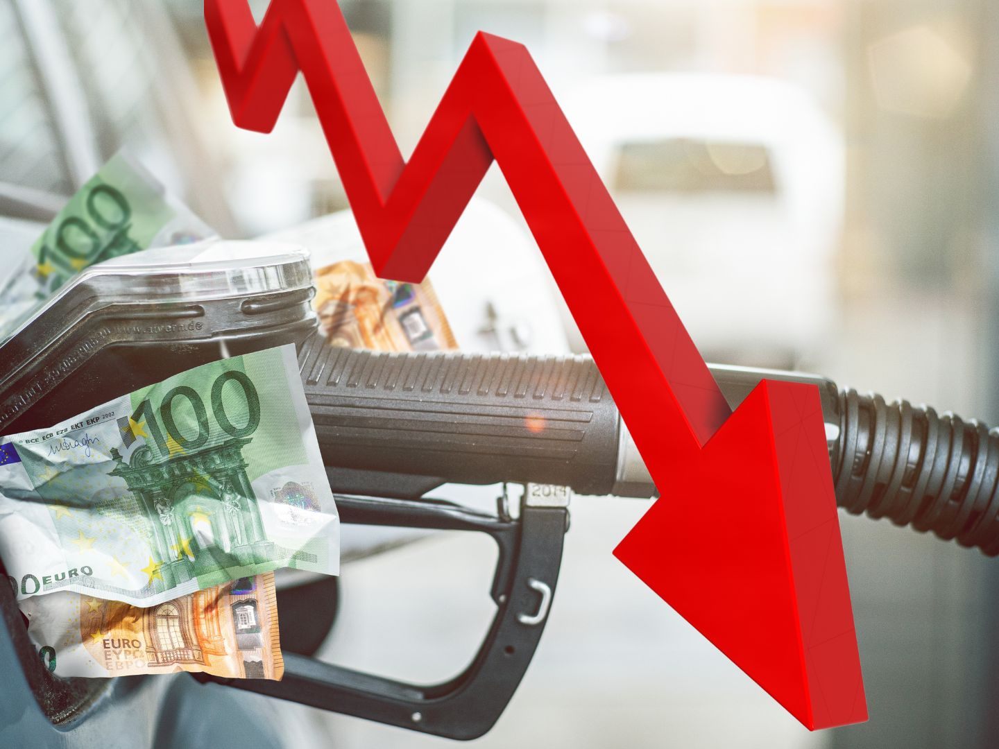 Diesel kostet in Österreich erstmals 2025 weniger als Super. Der ÖAMTC kritisiert die geringe Preisanpassung – besonders im Vergleich mit anderen EU-Staaten.