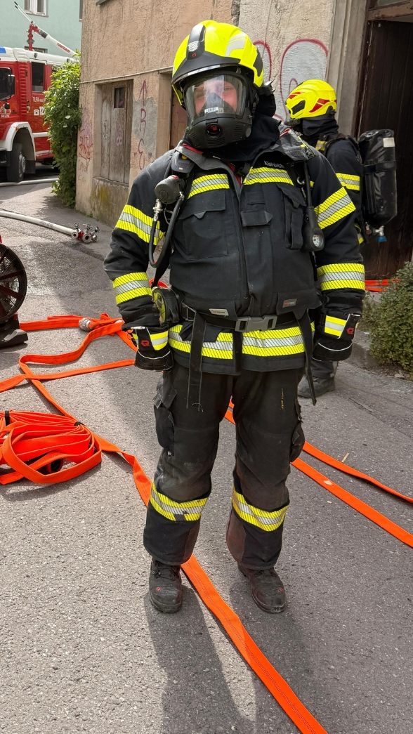 Großbrand in Bregenz: Feuerwehr verhindert Schlimmeres.