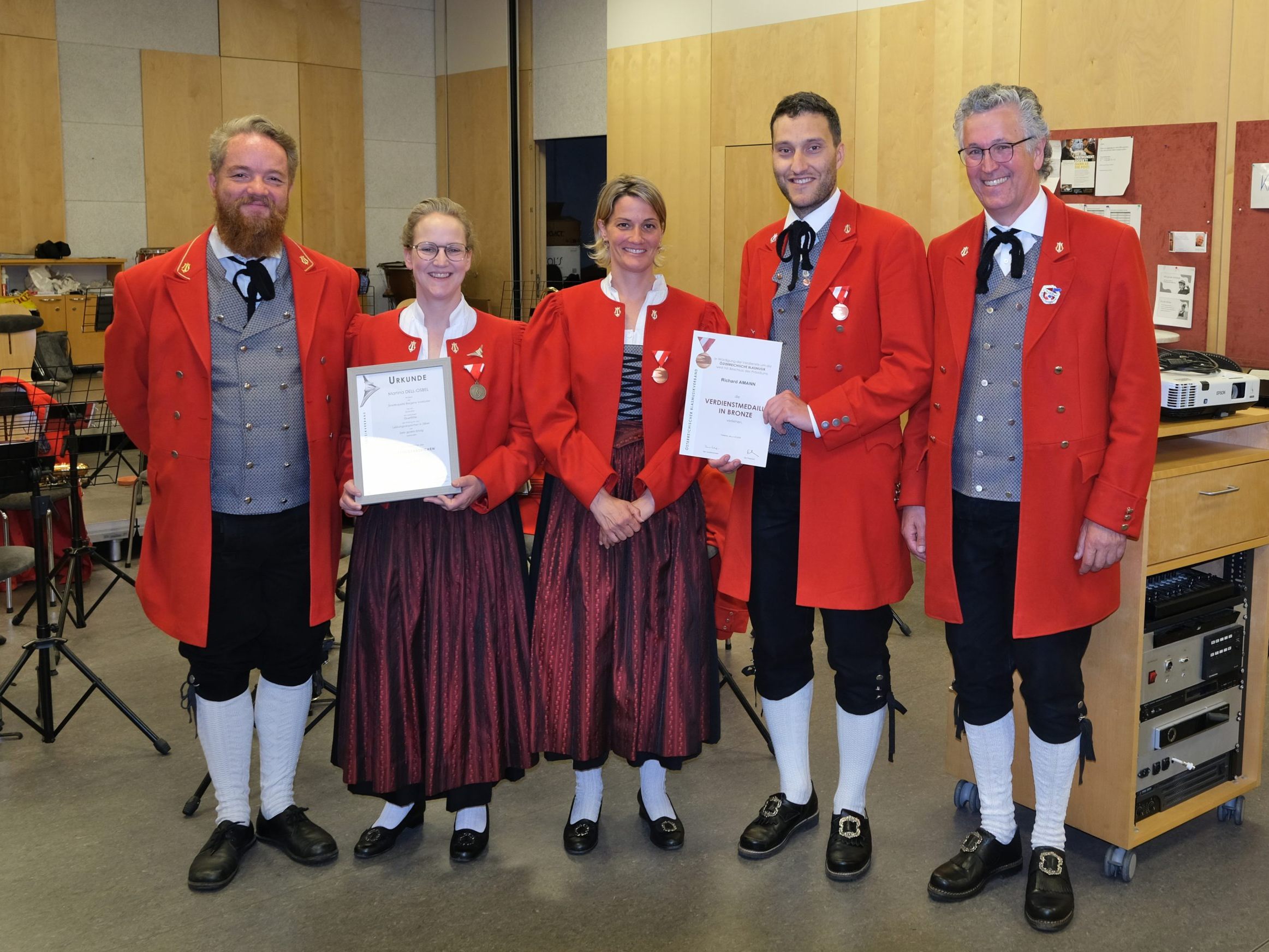 Thomas Gertner (Kapellmeister), Martina Dell-Osbel., Sonja Rupp, Richard Amann, Reinhard Domschitz (Obmann)