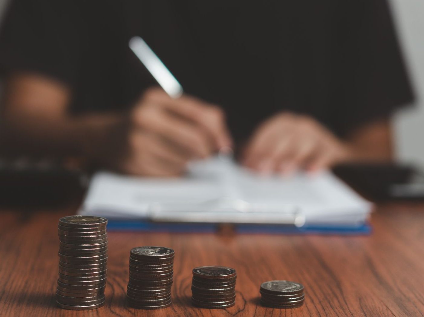 Schuldenreport 2025 wird präsentiert.