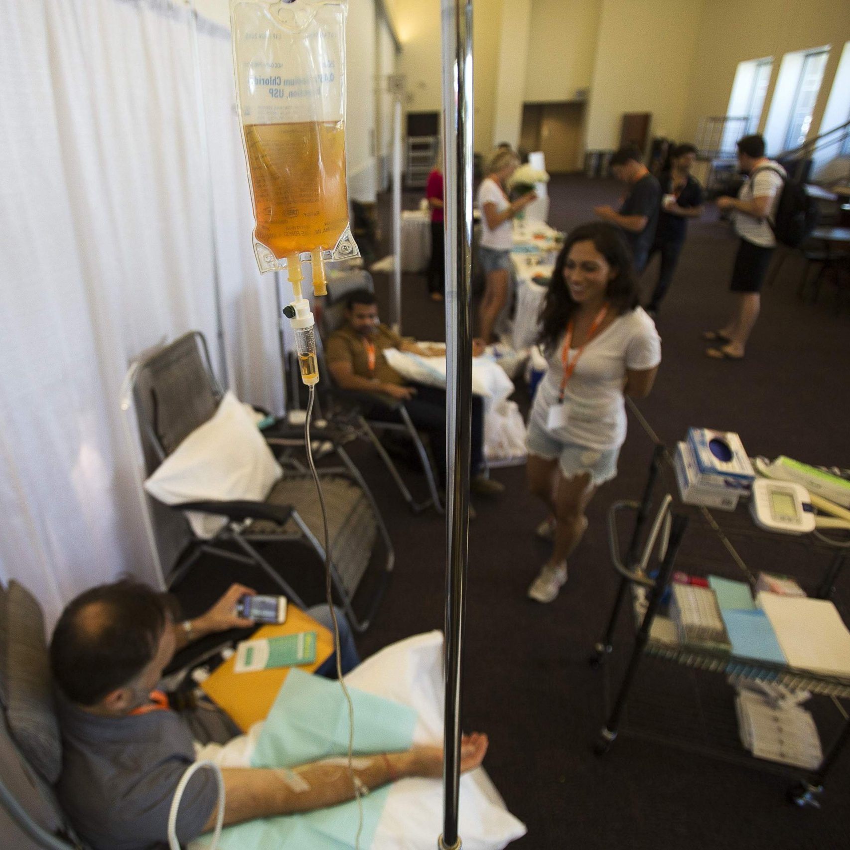 Auf der Biohacking-Konferenz 2025 in Austin diskutierten Teilnehmer unkonventionelle Methoden zur Lebensverlängerung.