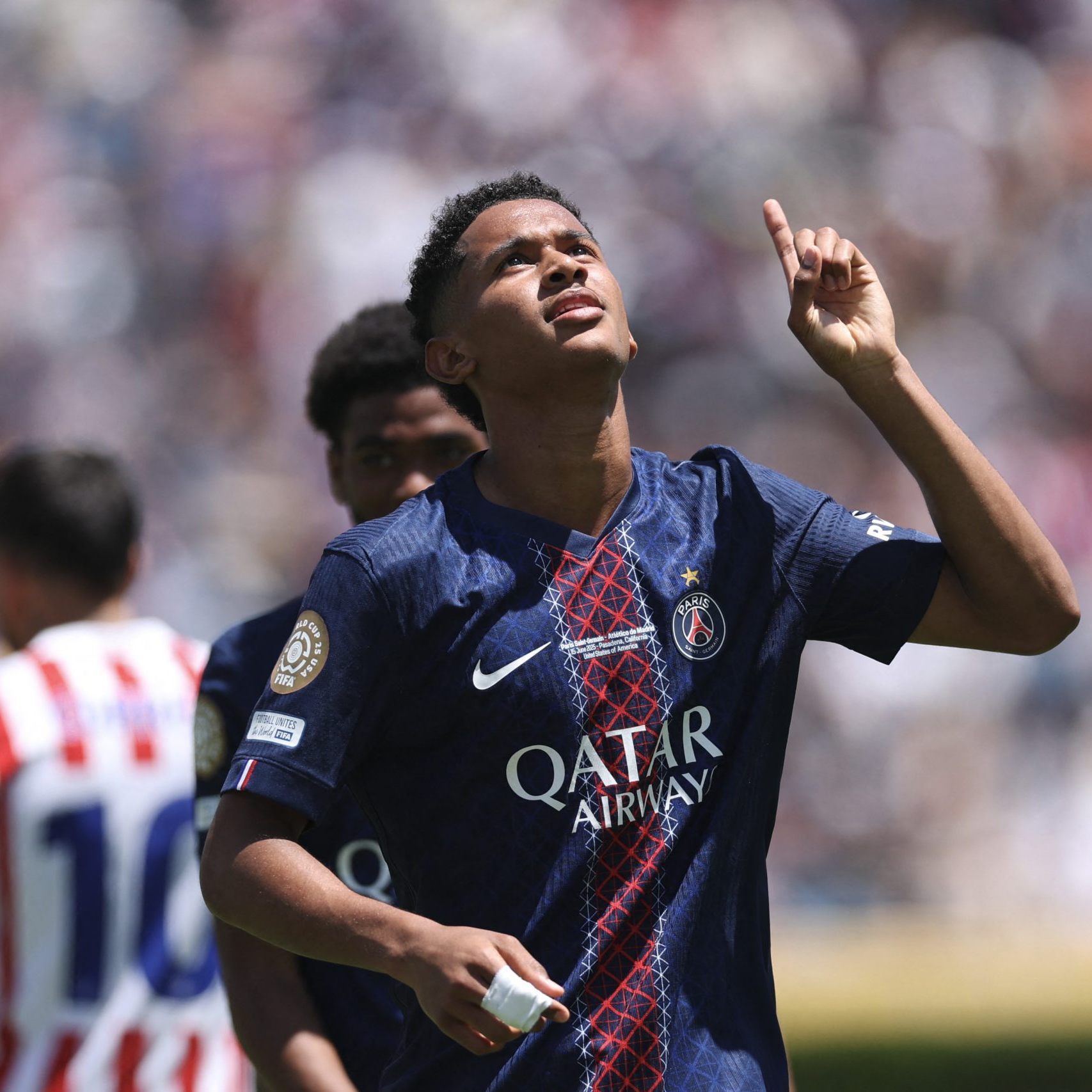 Dominante erste Hälfte reichte CL-Sieger zu Auftaktsieg - Ruiz, Vitinha, Mayulu und Lee trafen