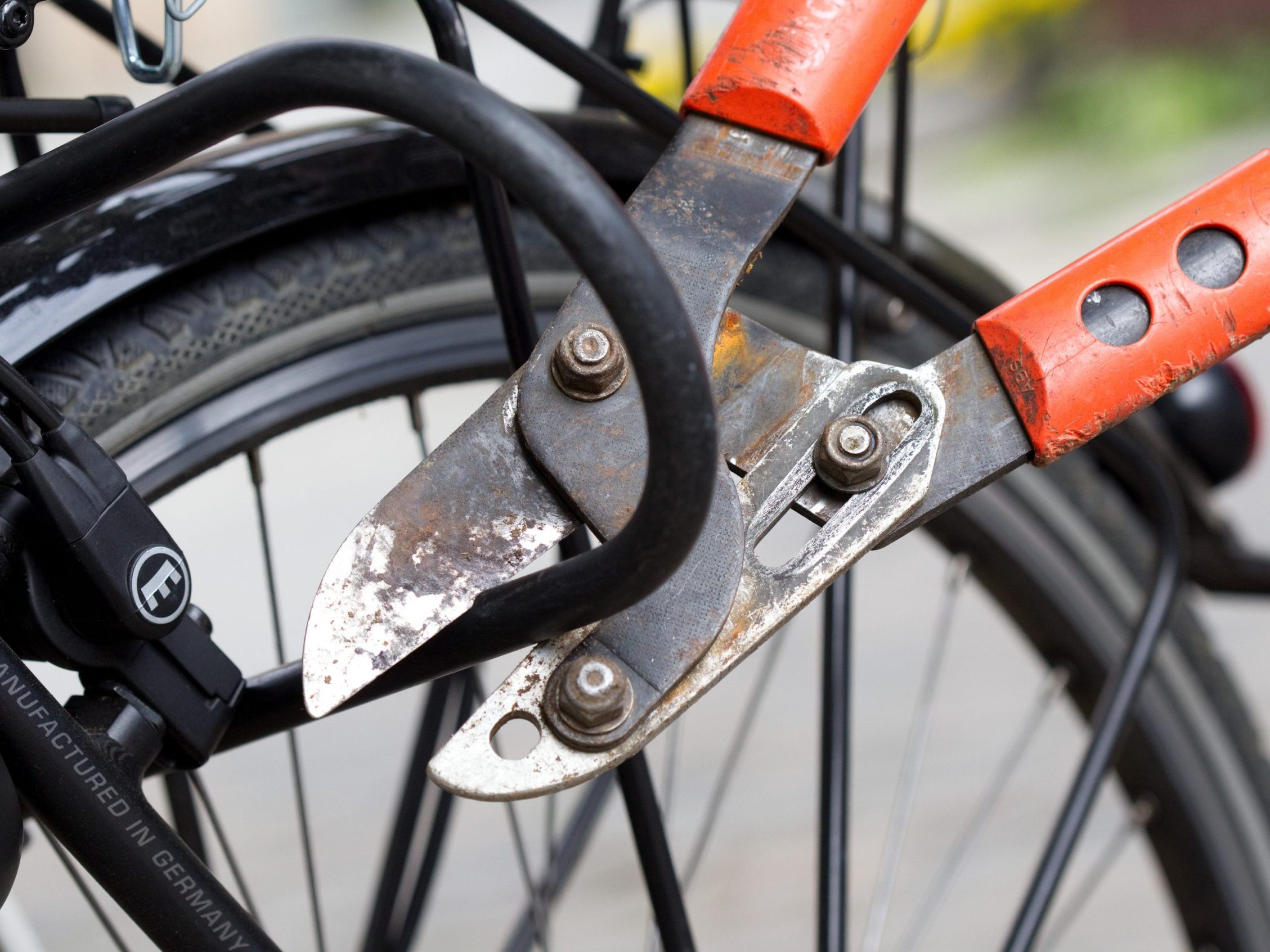 Der Fahrraddieb wurde von einem Passanten ertappt.