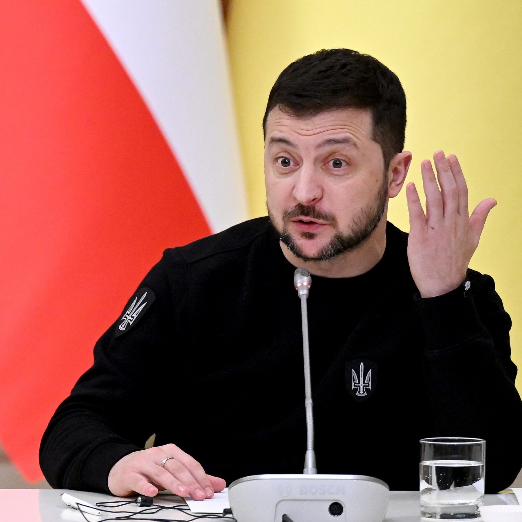 Selenskyj schockt Russland: Geheimer Militärschlag trifft Putins Stützpunkte